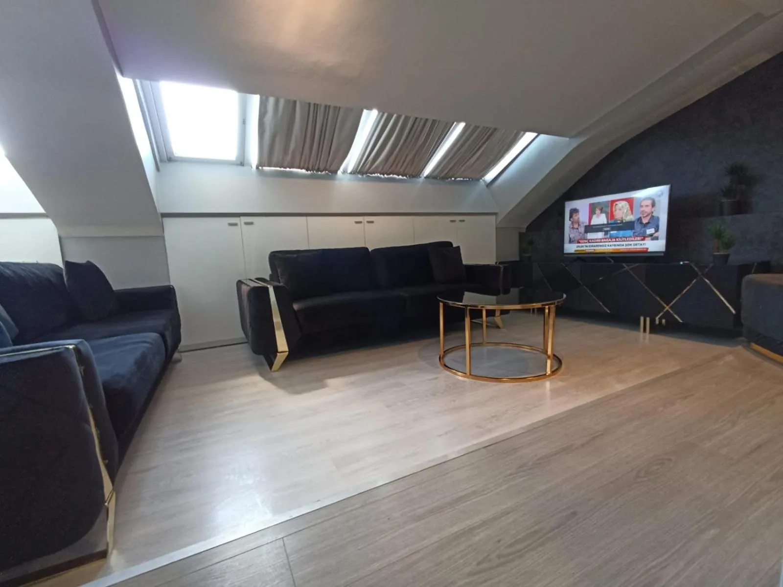 Communal lounge/ TV room in Star of İstanbul Residence