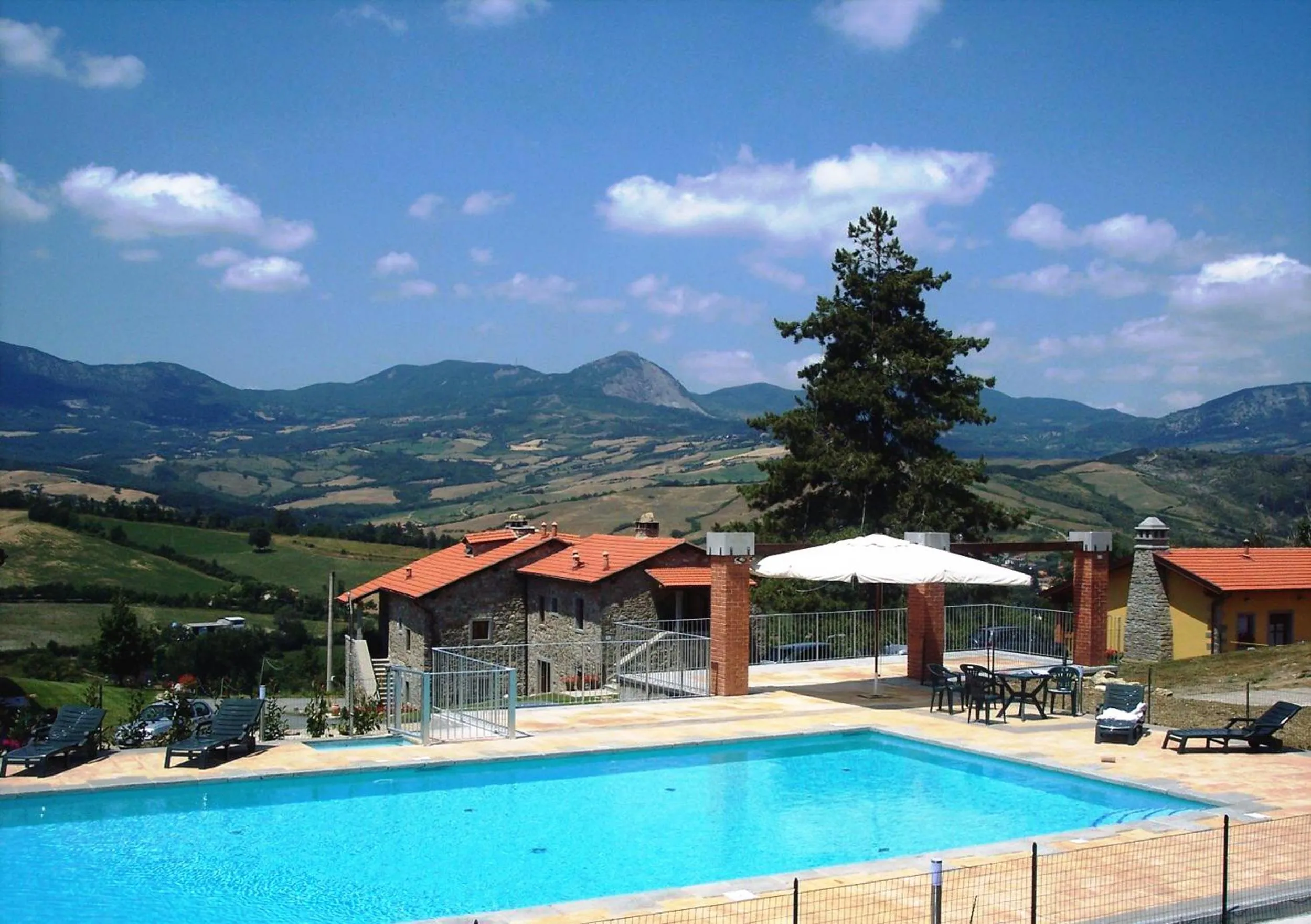 Swimming pool in Gli Orzali
