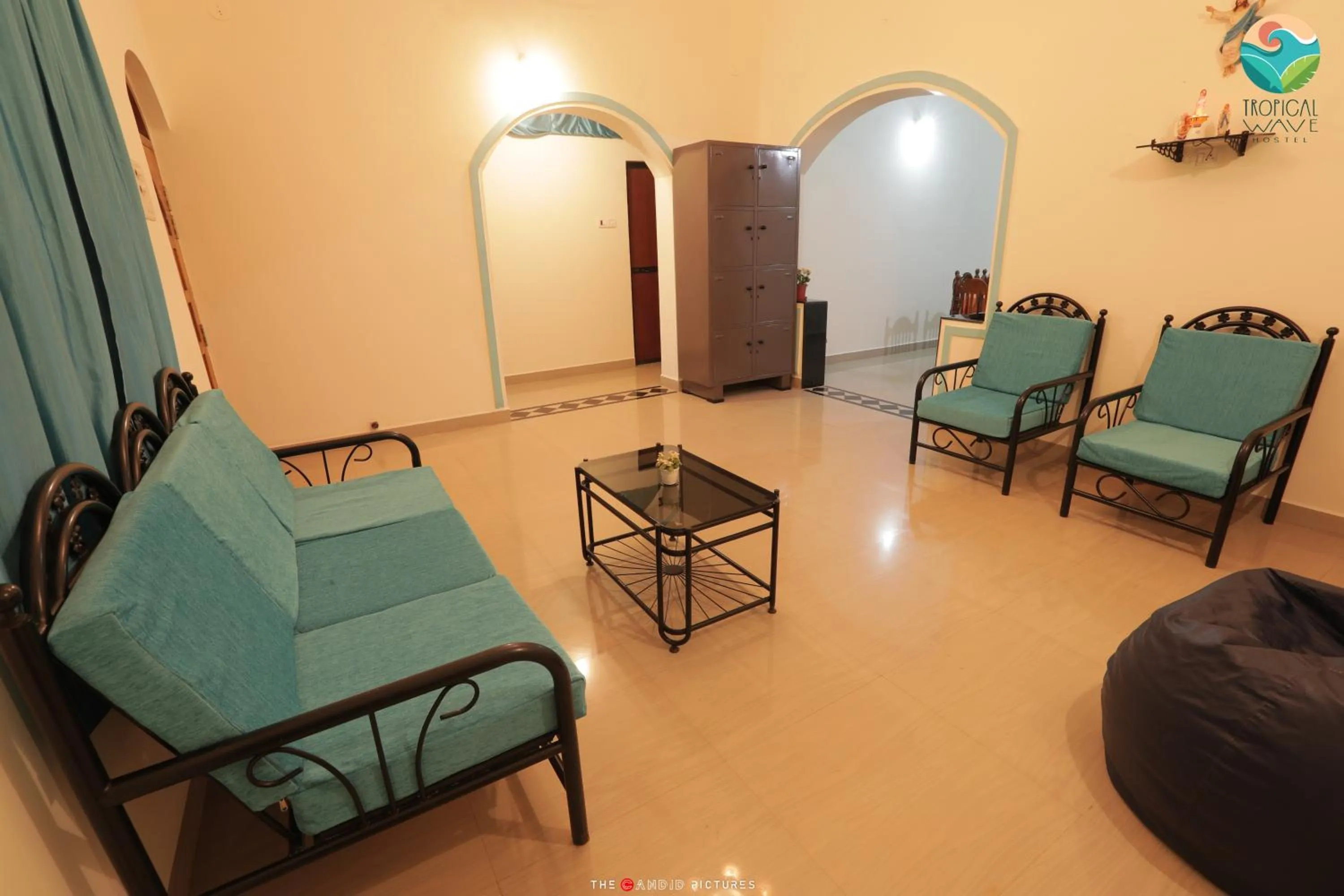 Living room in Tropical Wave Hostel Morjim Goa