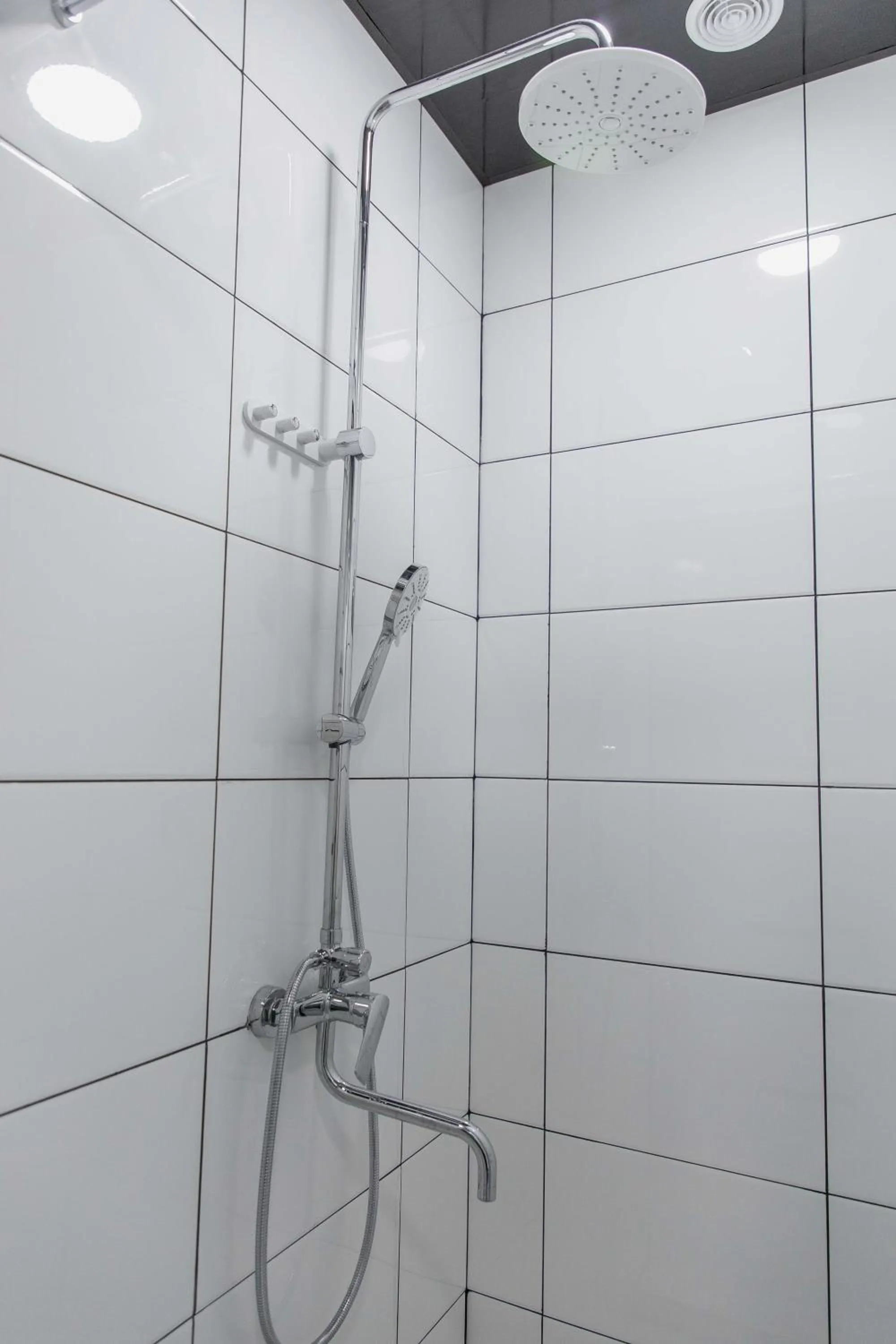 Safarov's Family Hostel