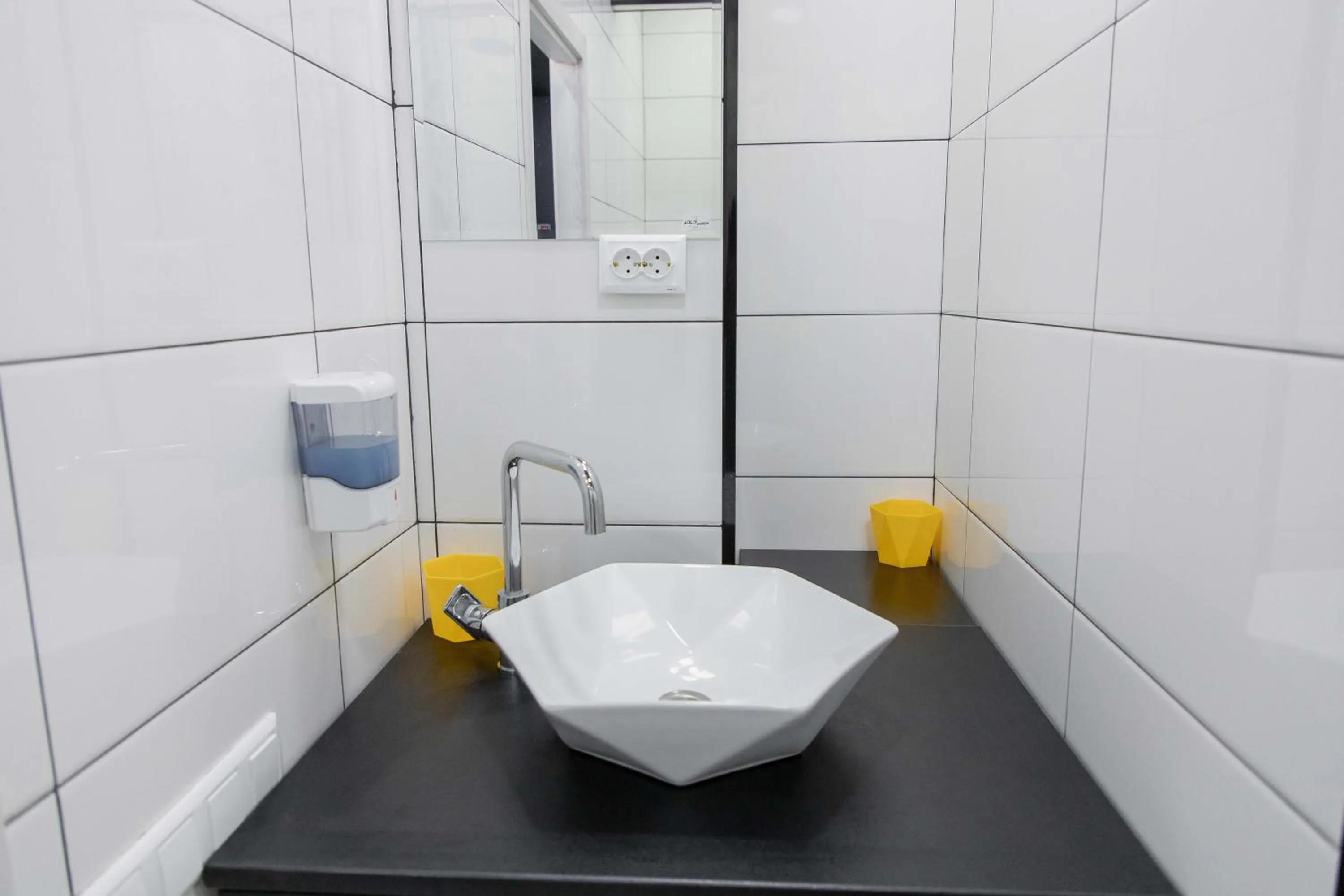 Bathroom in Safarov's Family Hostel