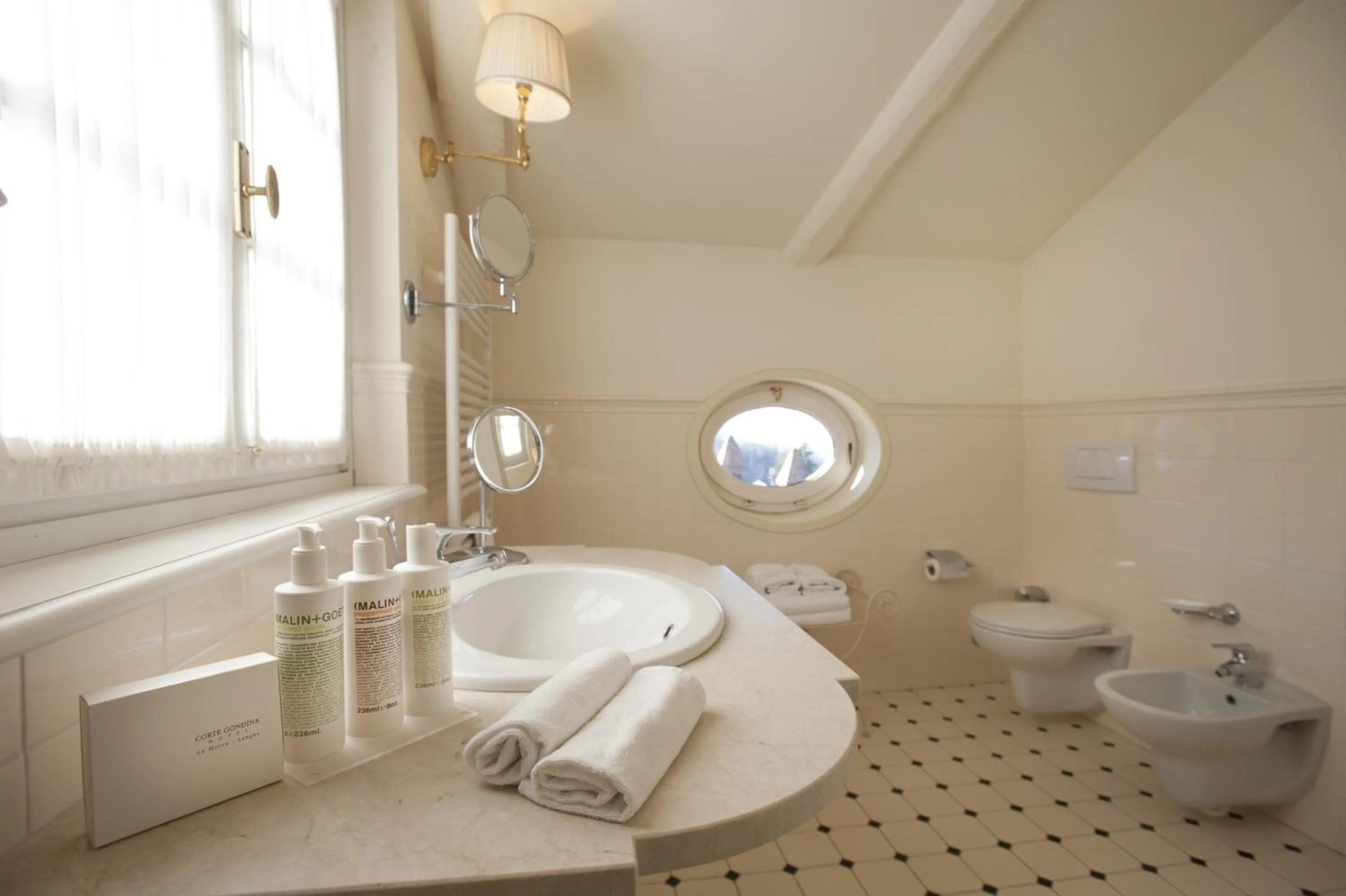 Bathroom in Corte Gondina Boutique Hotel