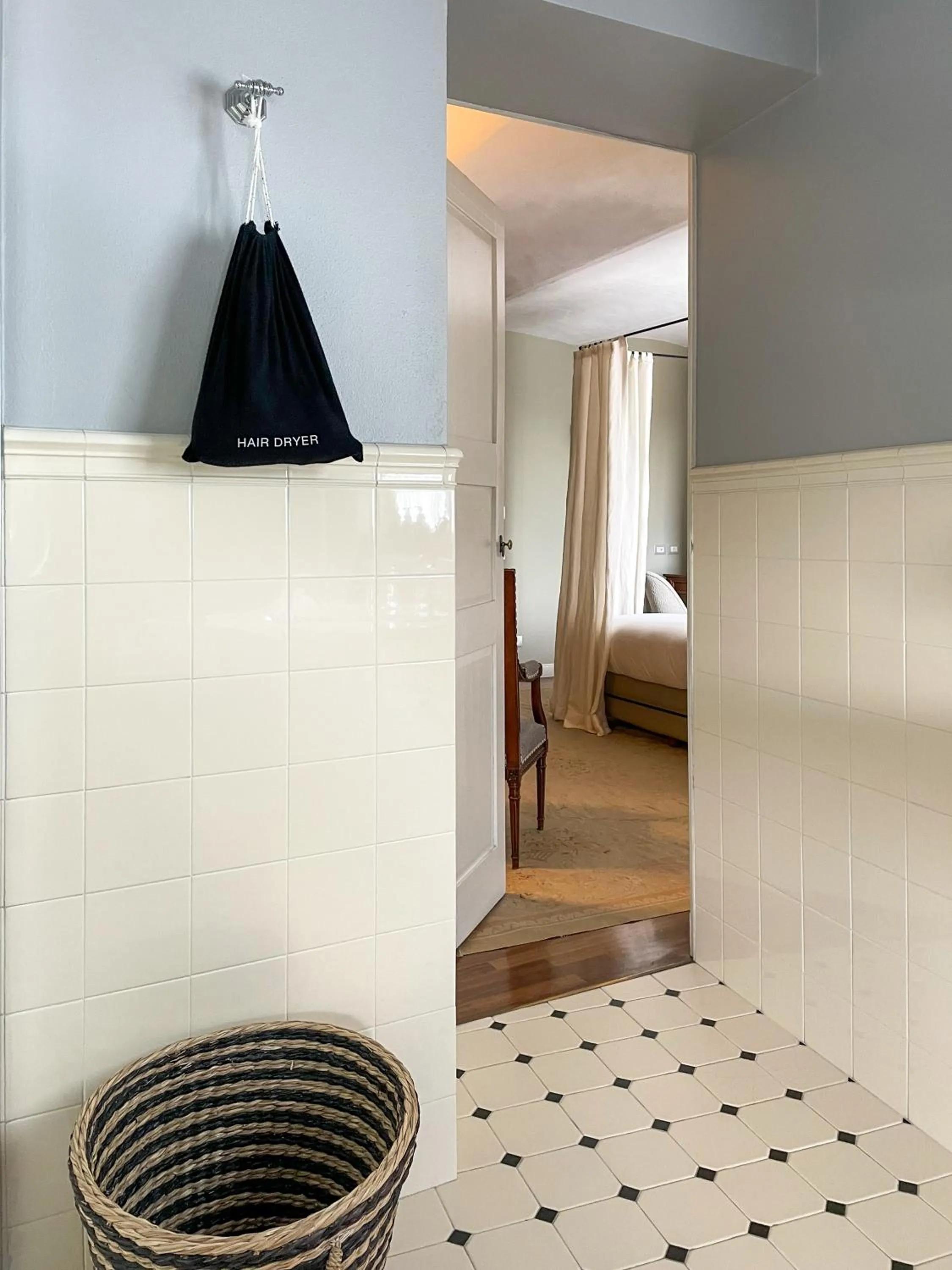 Bathroom, Bed in Corte Gondina Boutique Hotel