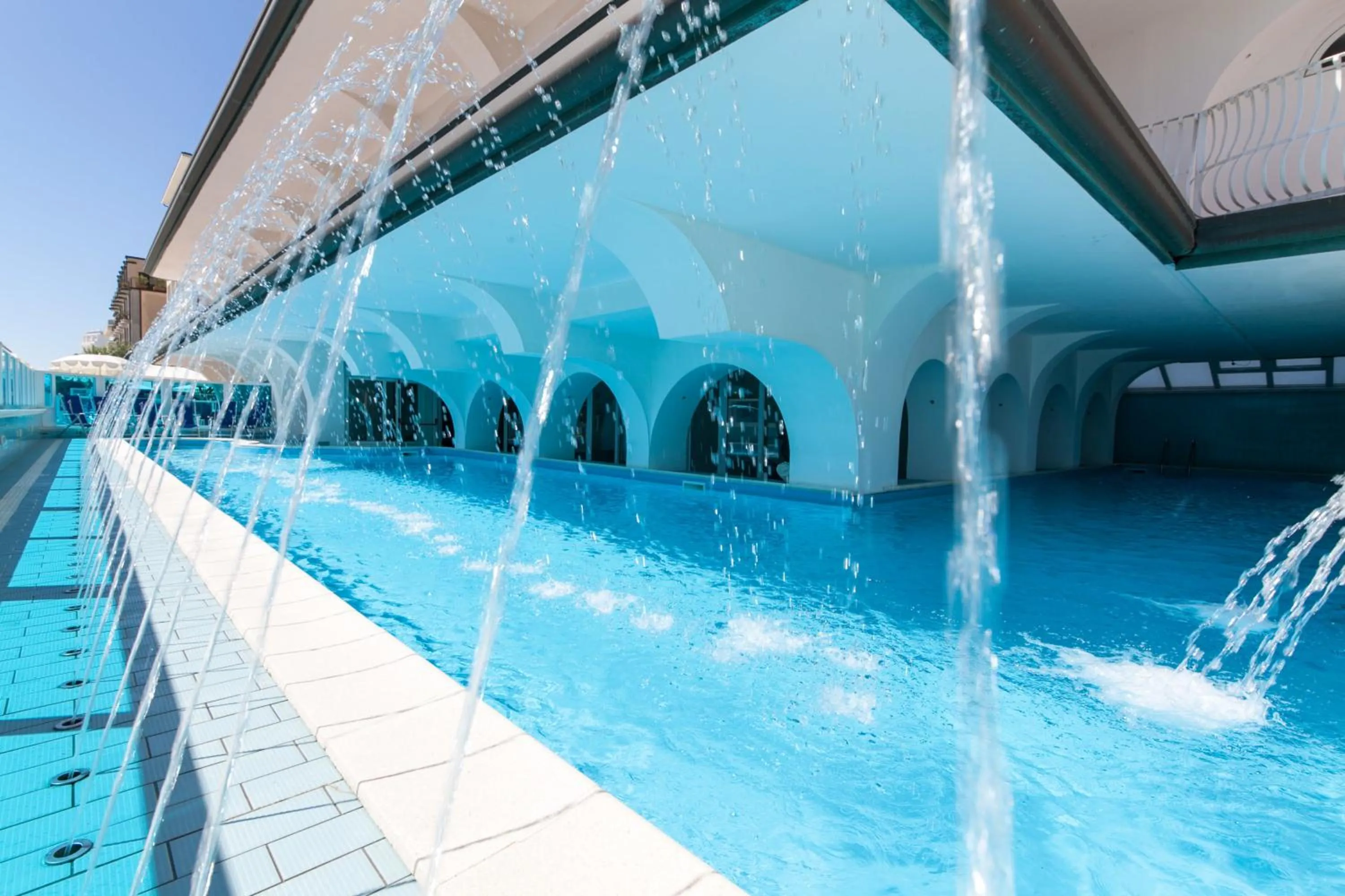 Swimming pool in Hotel Dea