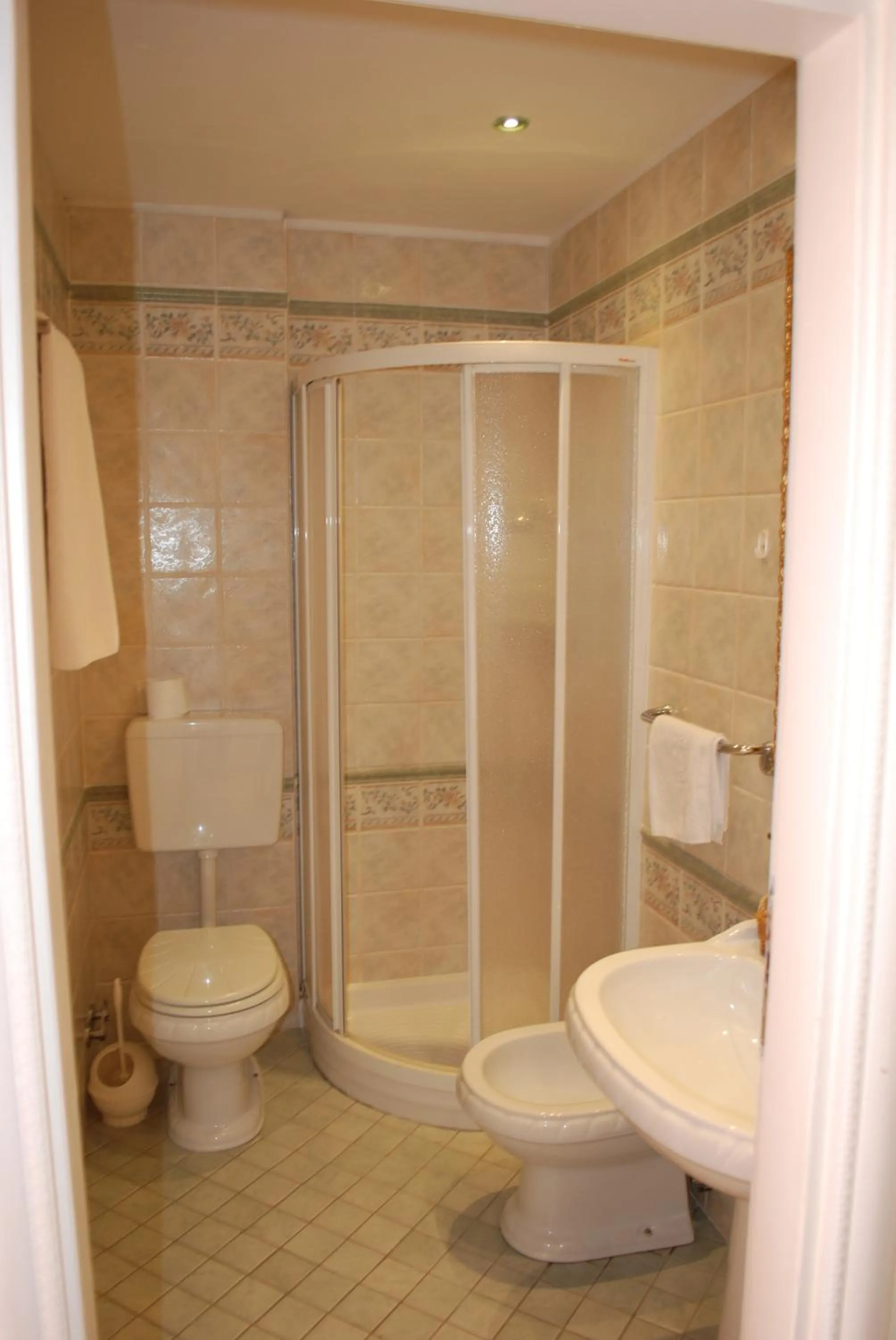 Bathroom in Hotel Dea