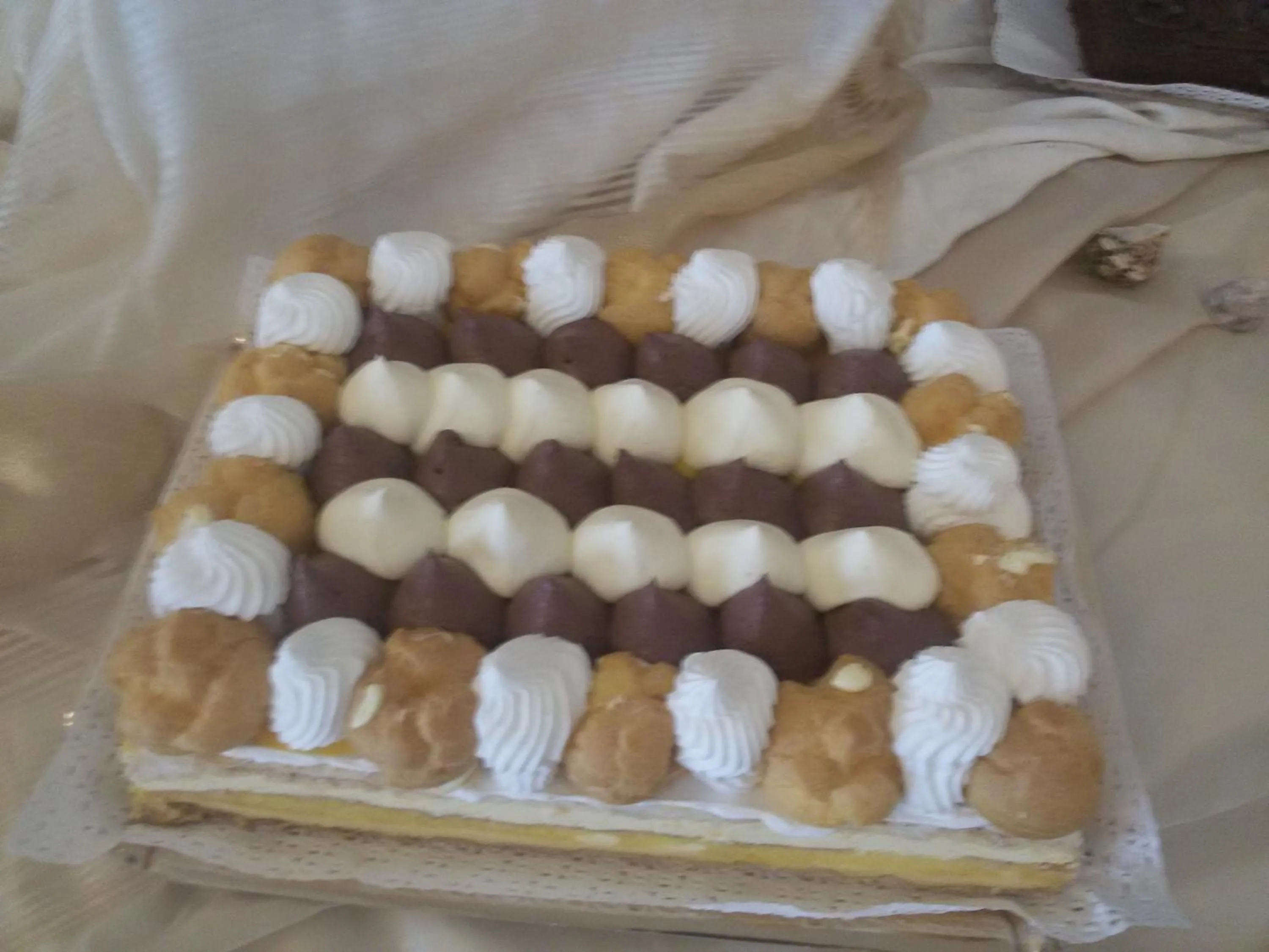 Food and drinks in Hotel Dea