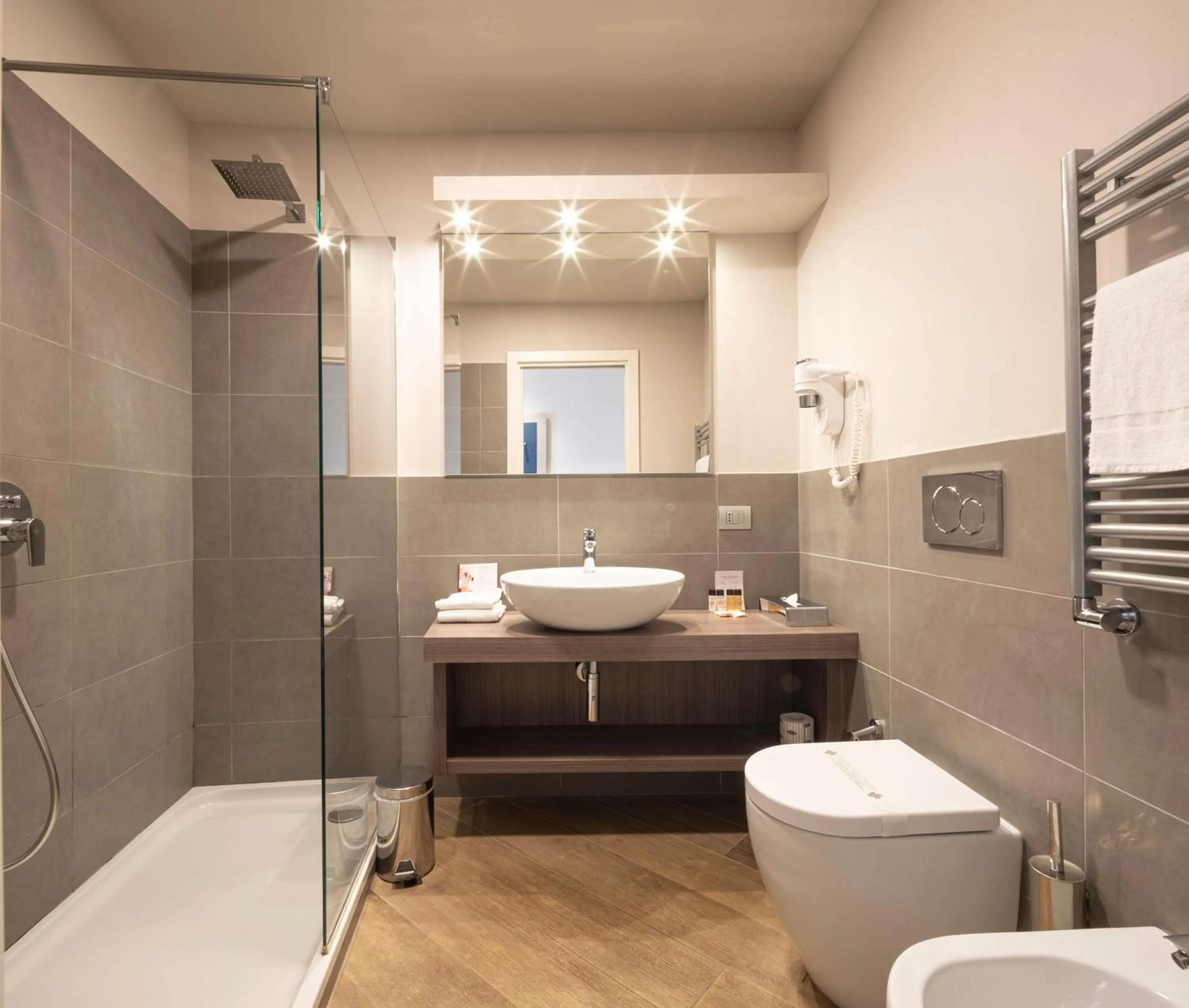 Bathroom in Hotel Horizon Wellness & Spa Resort - Best Western Signature Collection