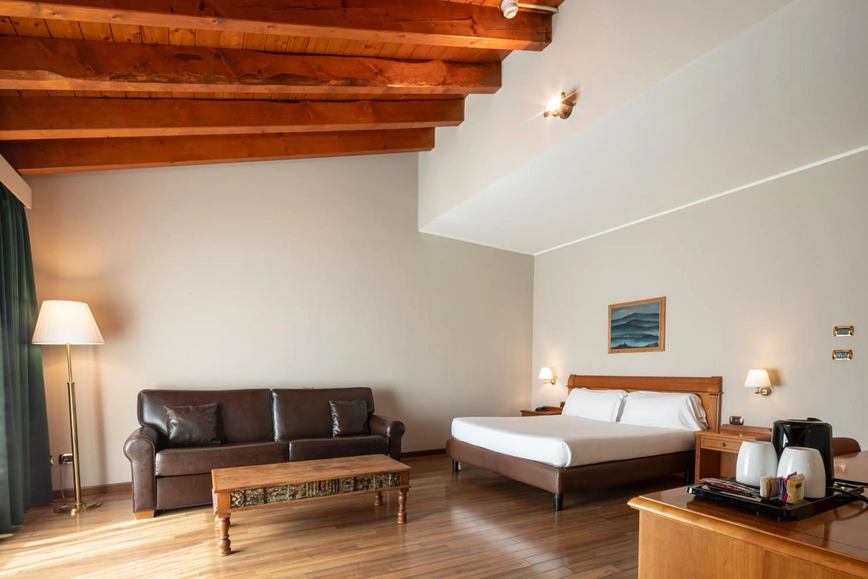 Bedroom, Bed in Hotel Horizon Wellness & Spa Resort - Best Western Signature Collection