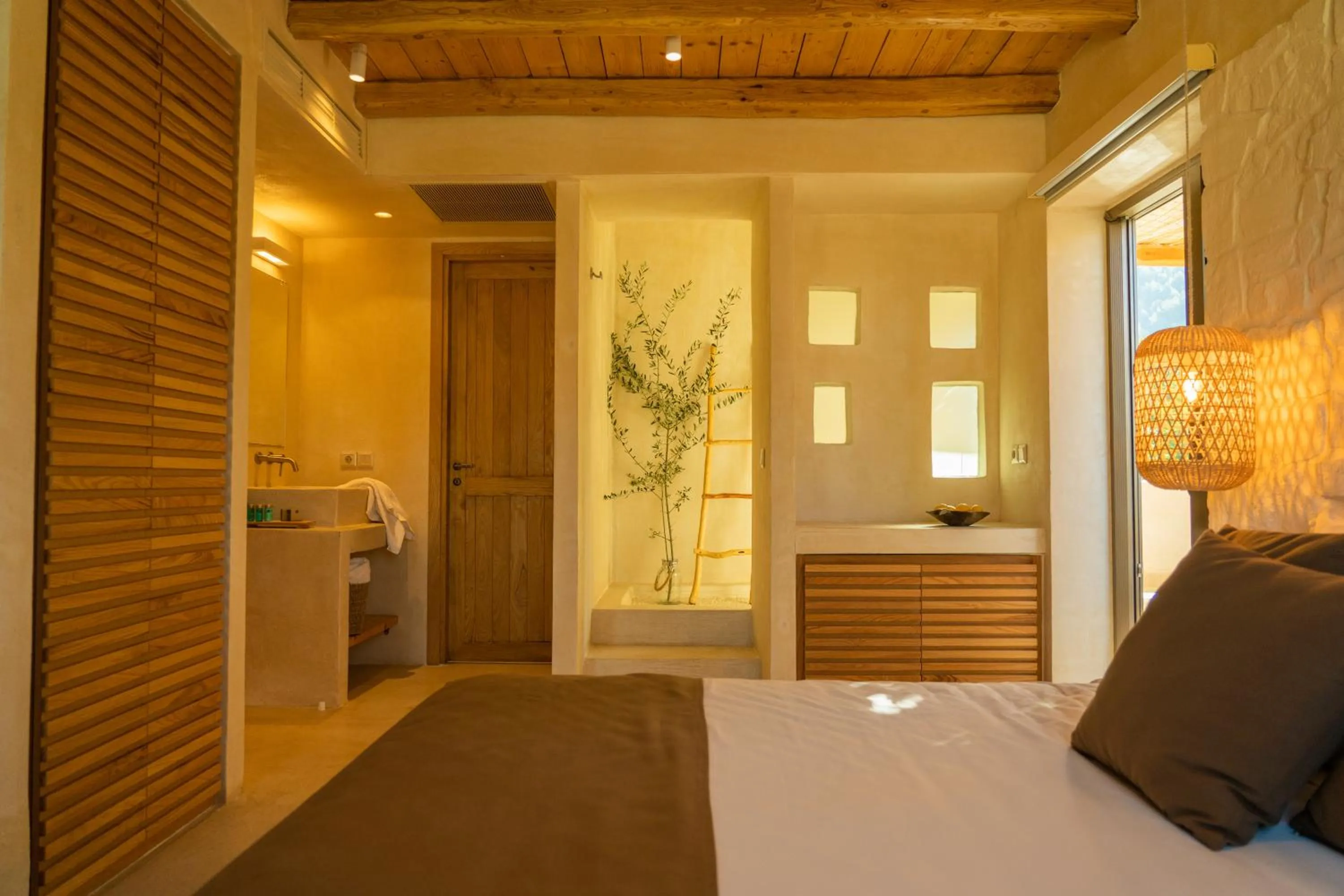 Bed in Meli Suites Isle - Adults Only