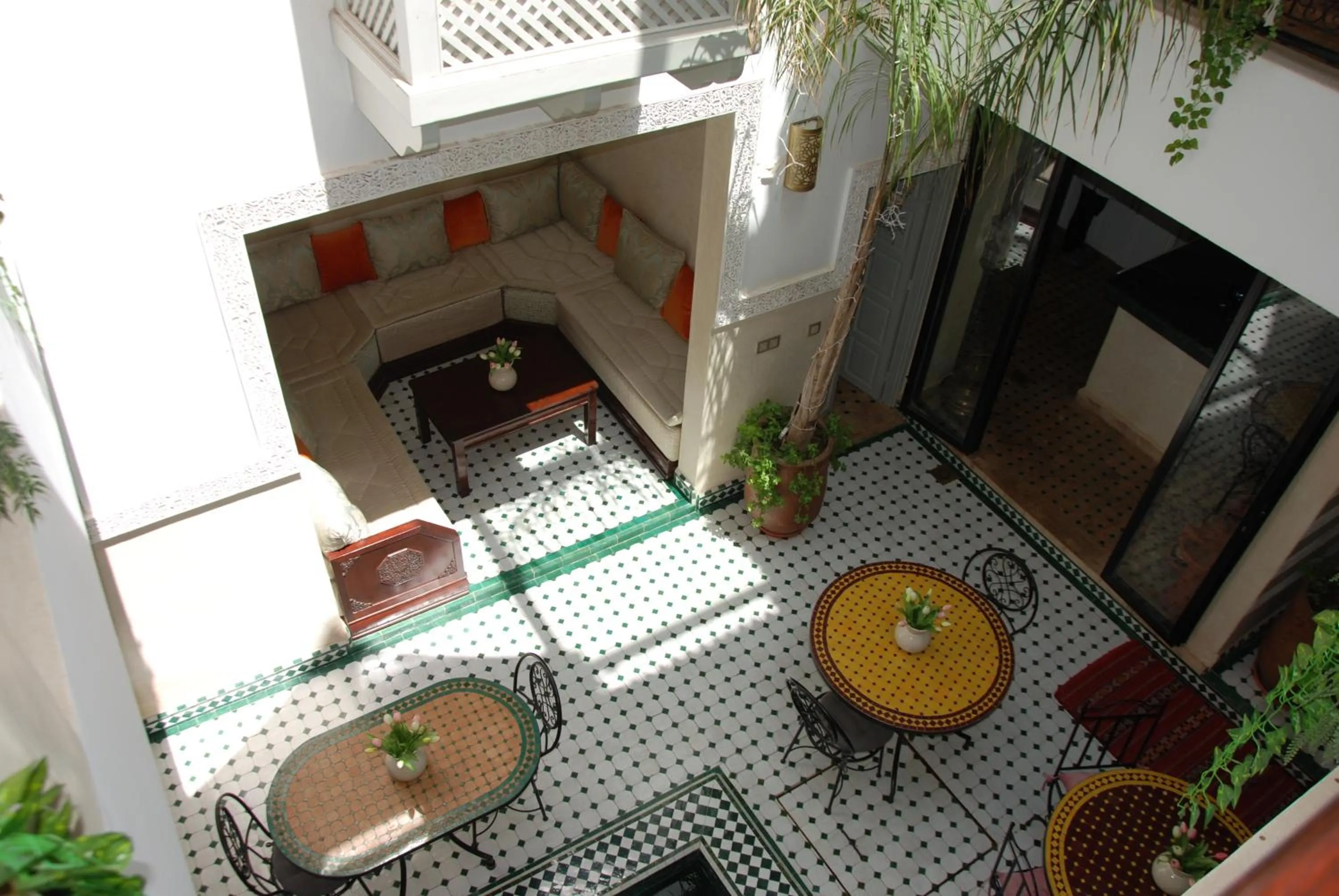 Communal lounge/ TV room in Riad Magnolia&SPA