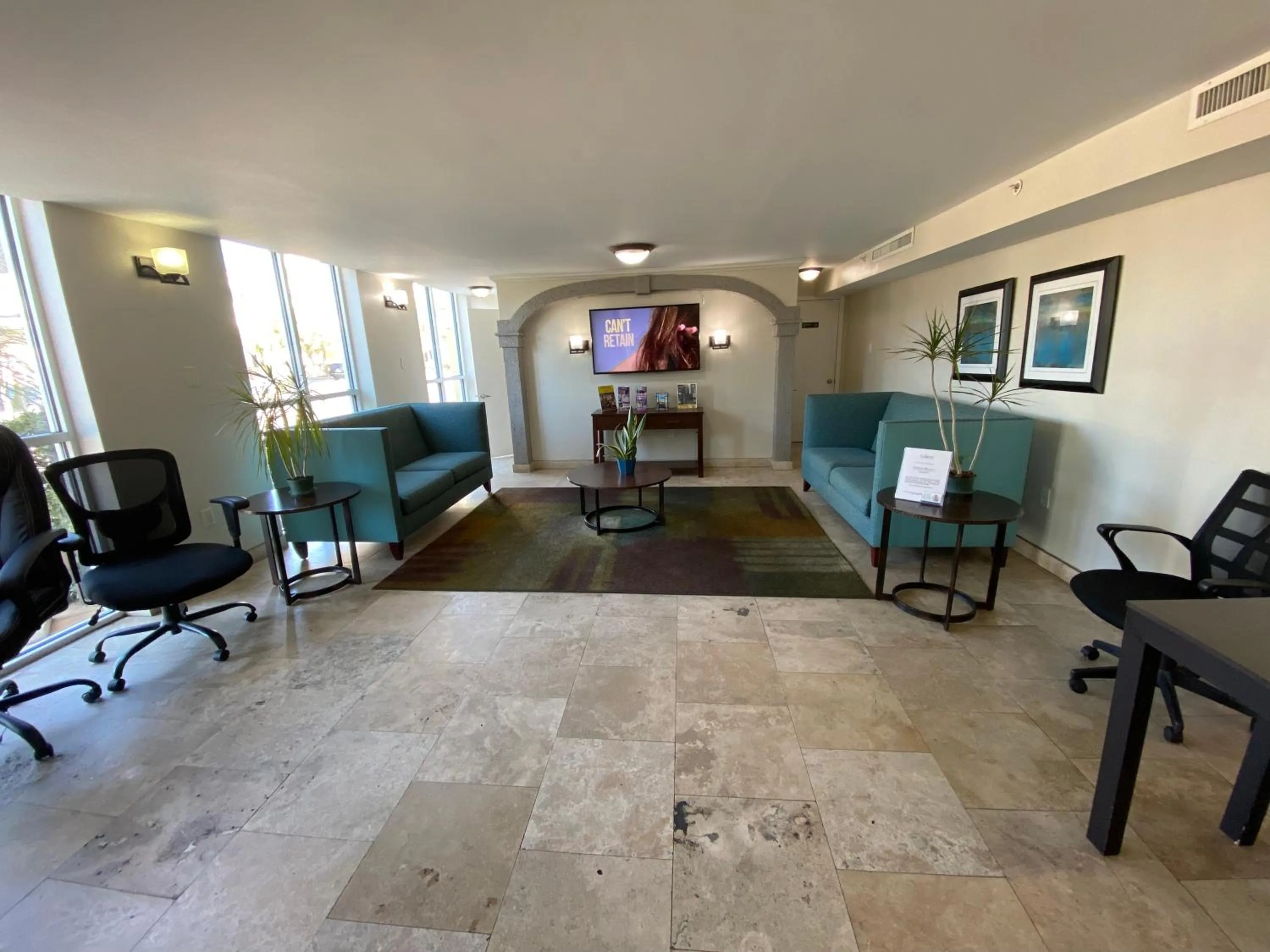 Seating area in Camelot By The Sea Ocean Front Condo