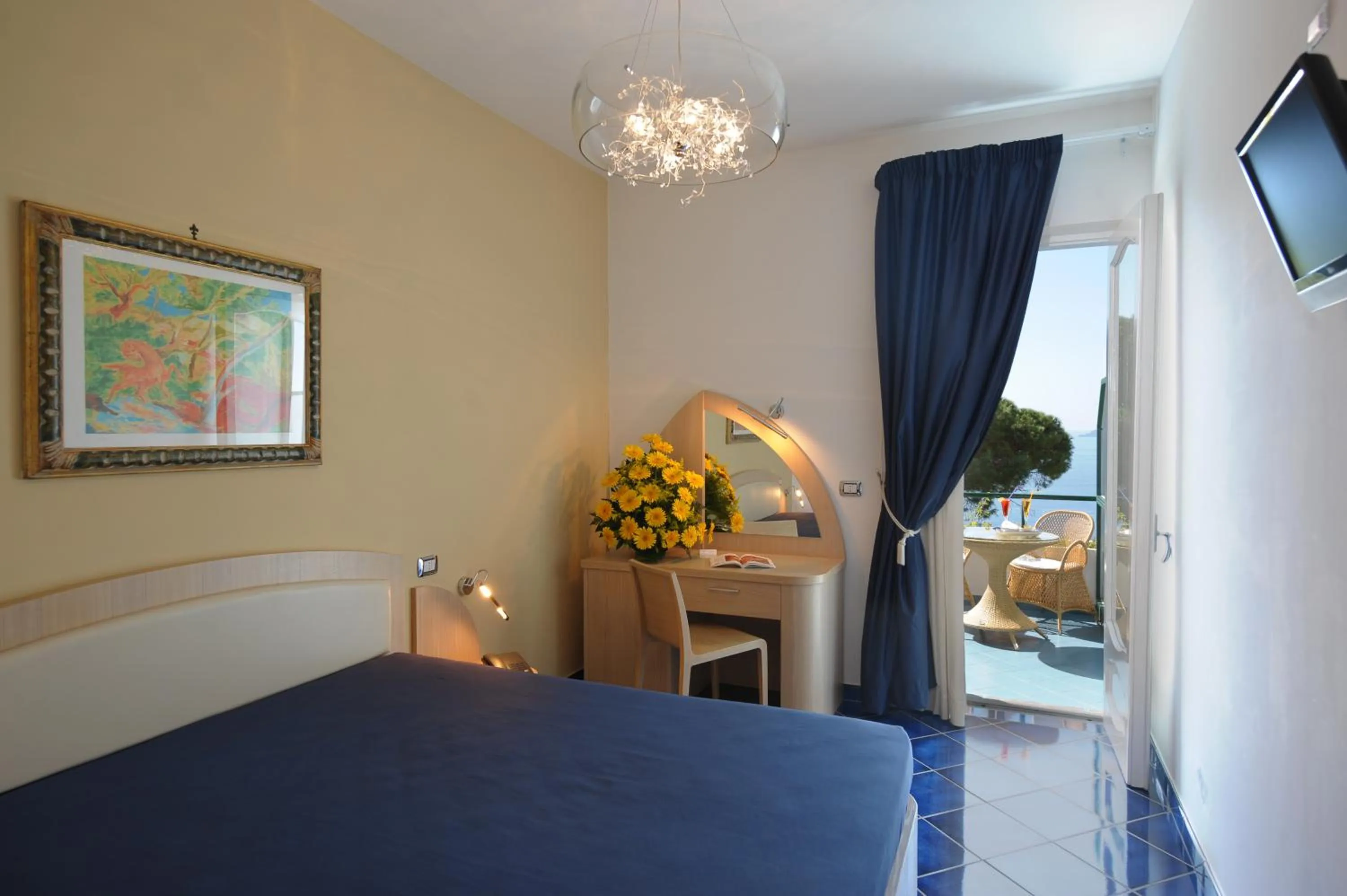 Photo of the whole room, Bed in Hotel Il Pino