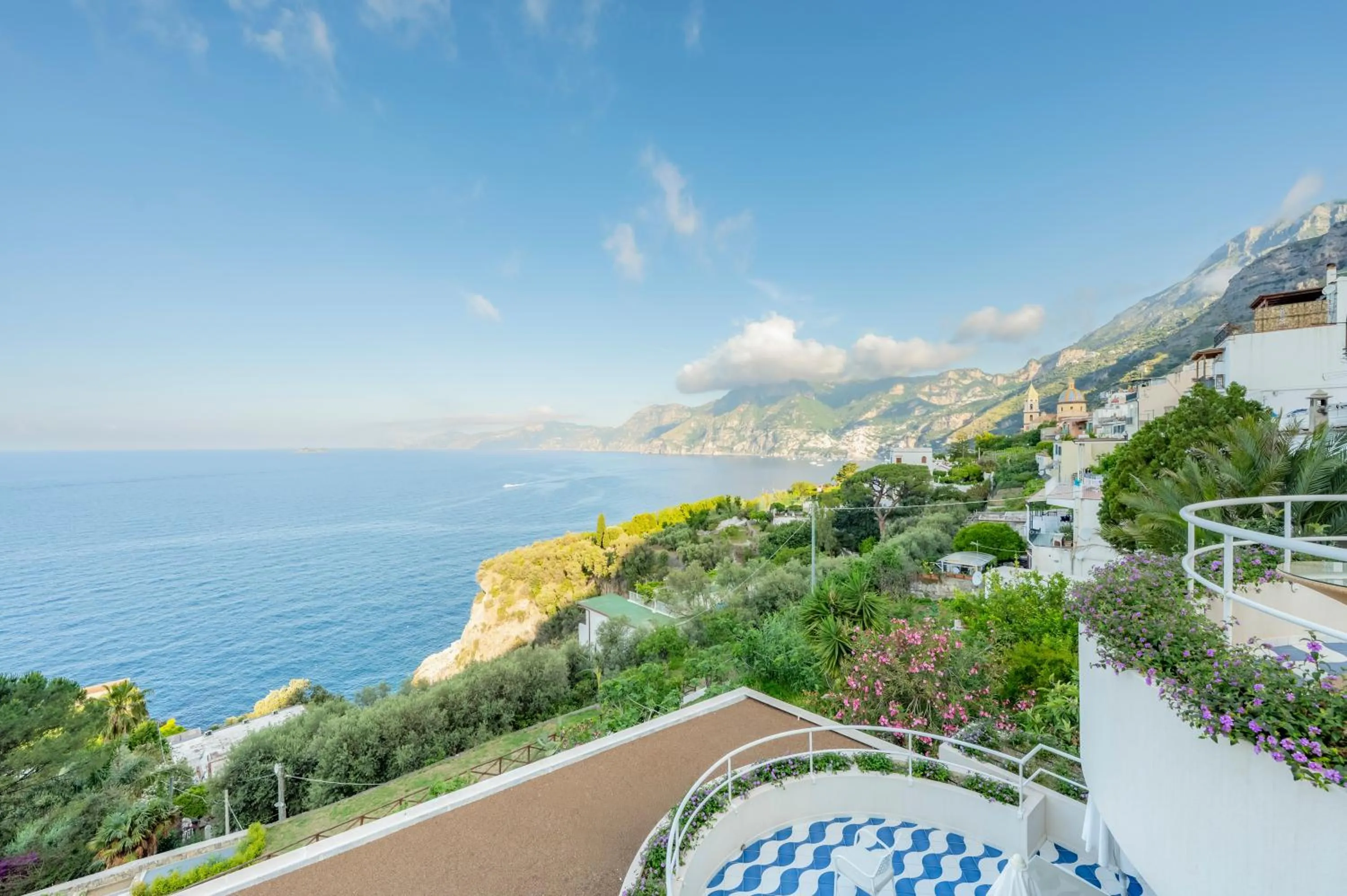 Natural landscape in Hotel Il Pino