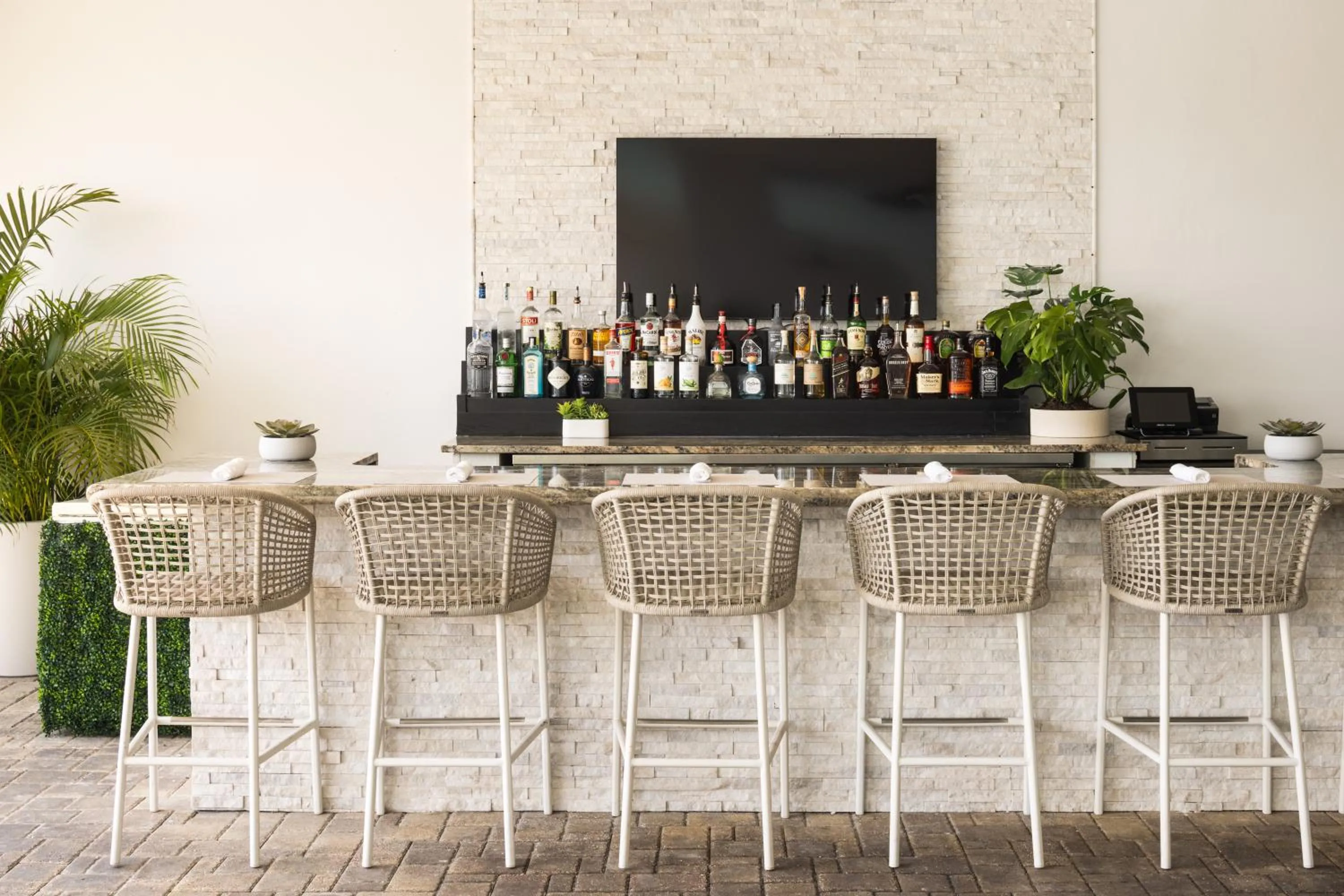 Restaurant/places to eat in The Hotel Zamora