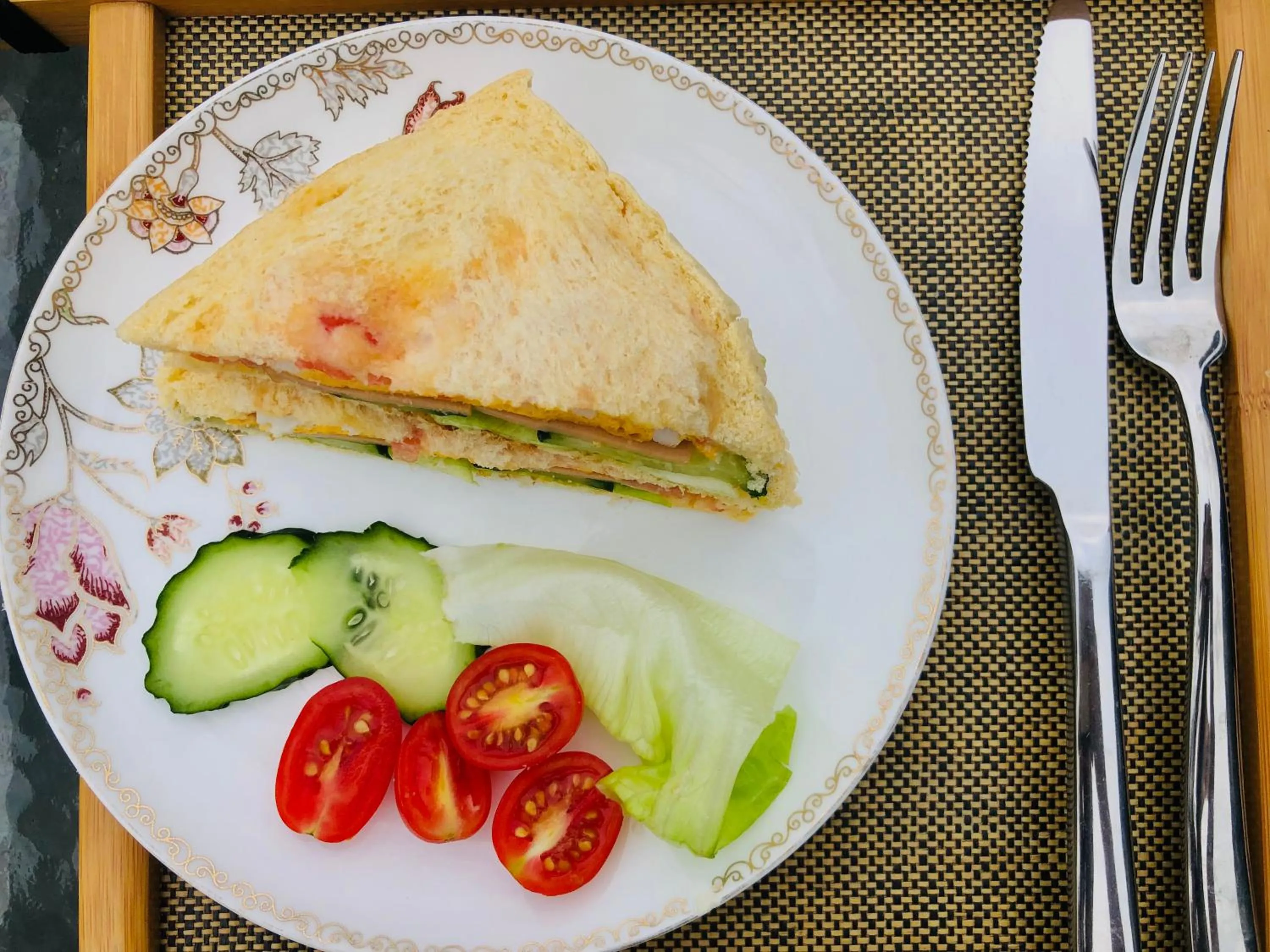 Breakfast in Yangshuo Xingping Shanshuiyao Resort - Free Train Station Pick Up -Stay 3 days promotion