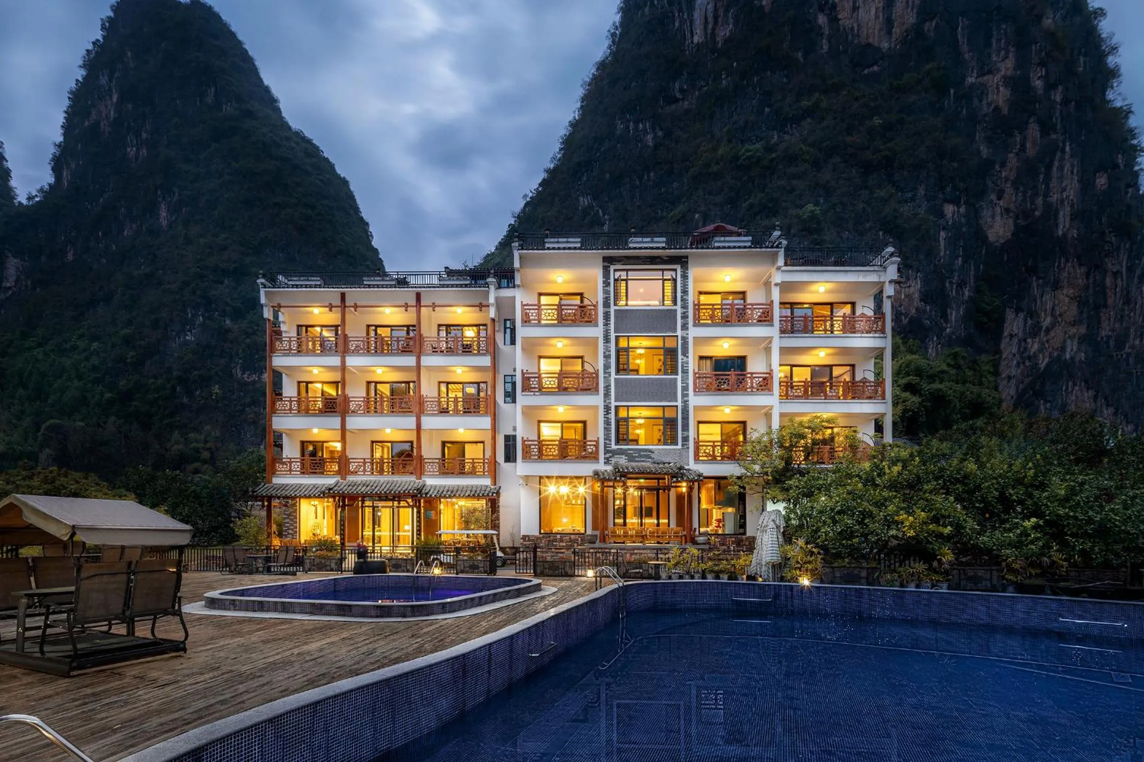 Property building in Yangshuo Xingping Shanshuiyao Resort - Free Train Station Pick Up -Stay 3 days promotion