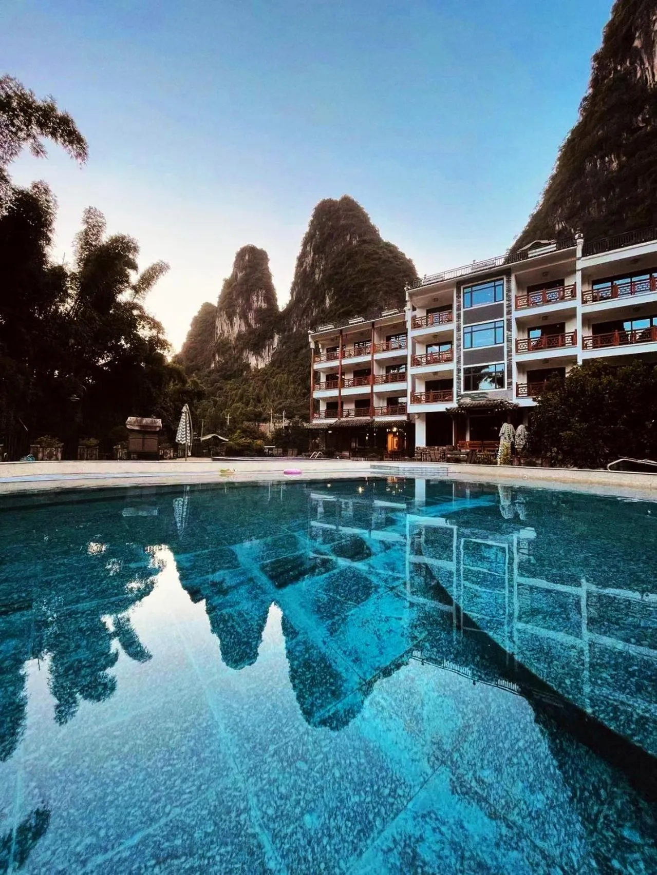 Property building in Yangshuo Xingping Shanshuiyao Resort - Free Train Station Pick Up -Stay 3 days promotion
