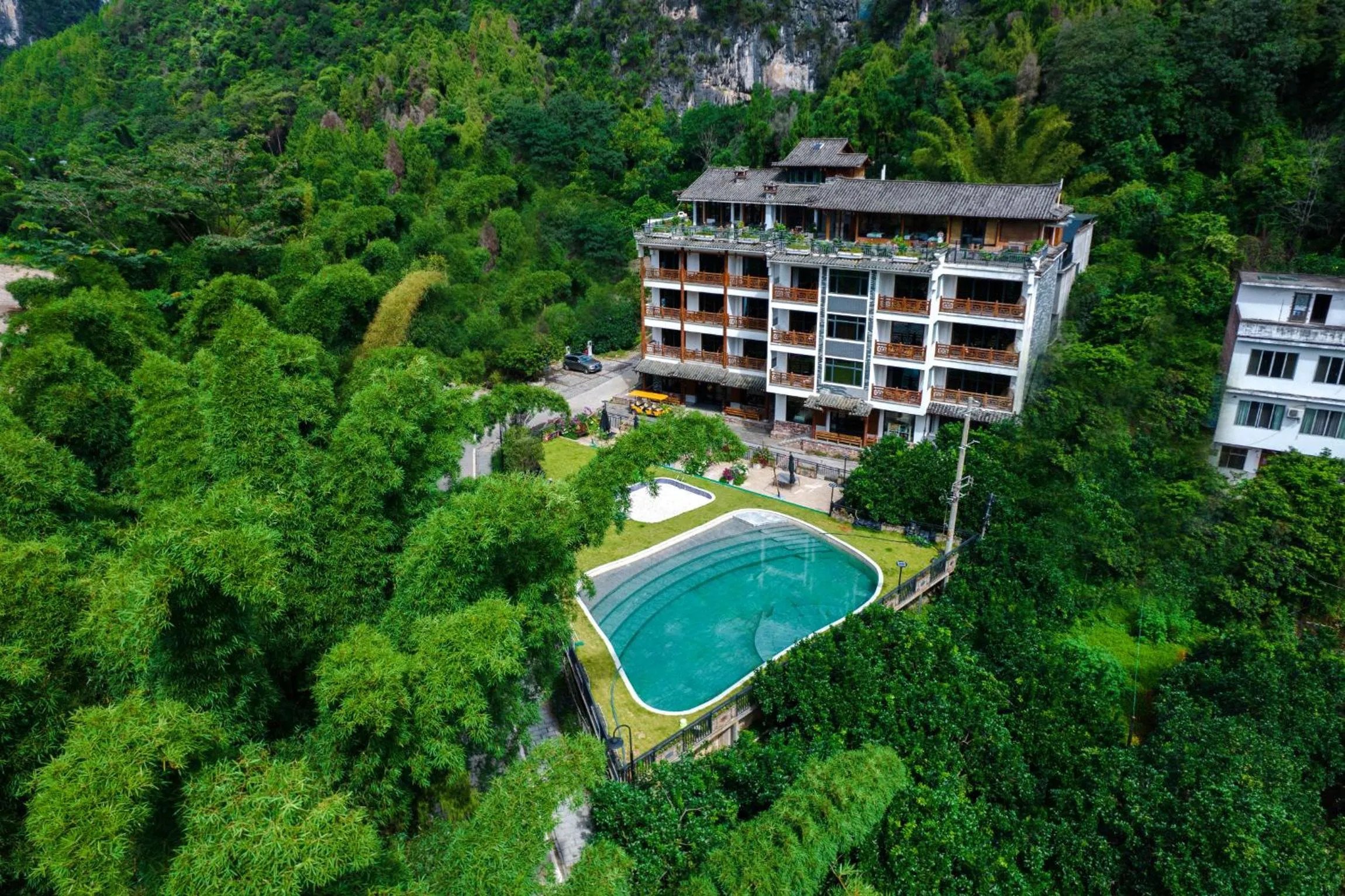 Property building in Yangshuo Xingping Shanshuiyao Resort - Free Train Station Pick Up -Stay 3 days promotion