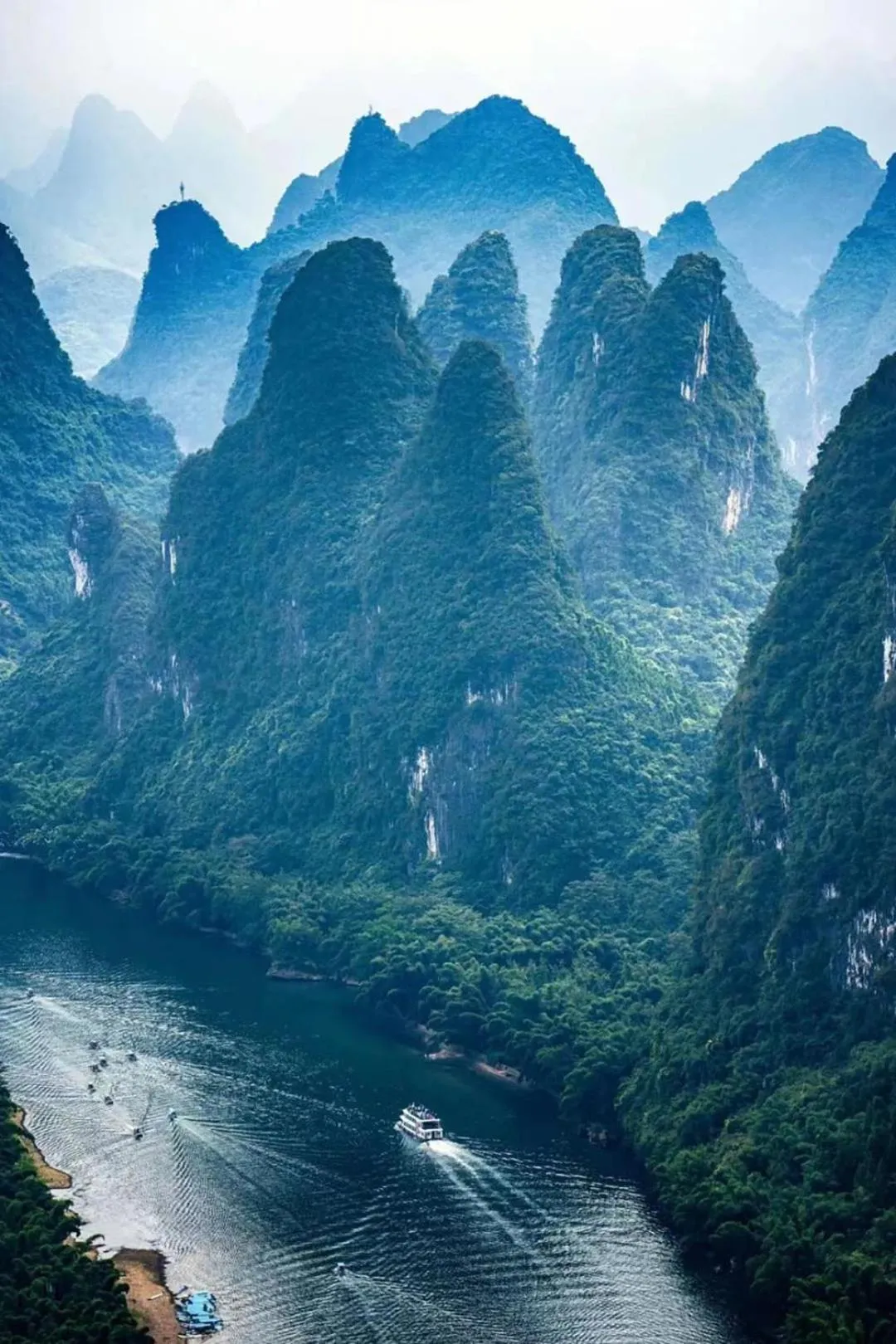 Natural landscape in Yangshuo Xingping Shanshuiyao Resort - Free Train Station Pick Up -Stay 3 days promotion