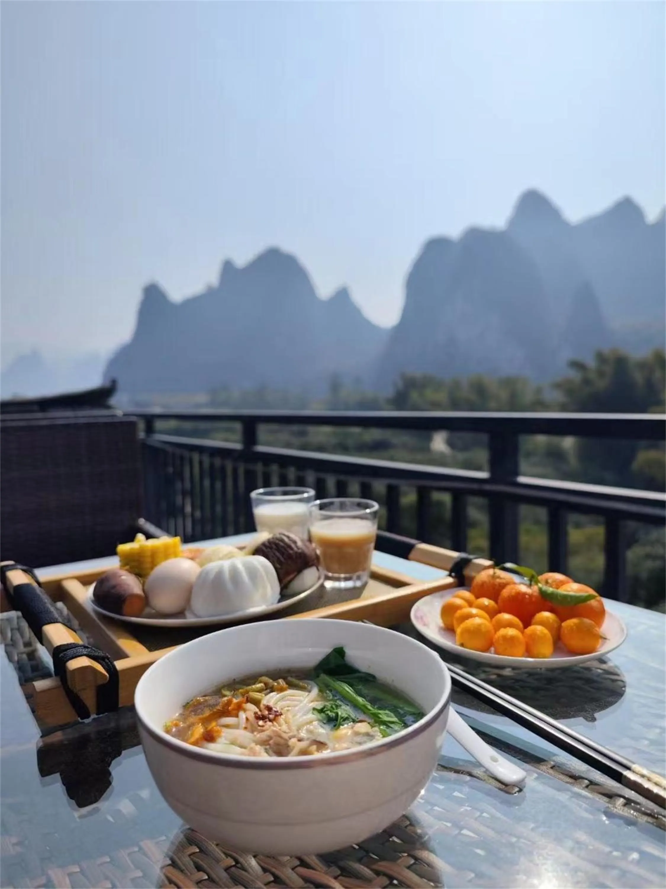 Breakfast in Yangshuo Xingping Shanshuiyao Resort - Free Train Station Pick Up -Stay 3 days promotion