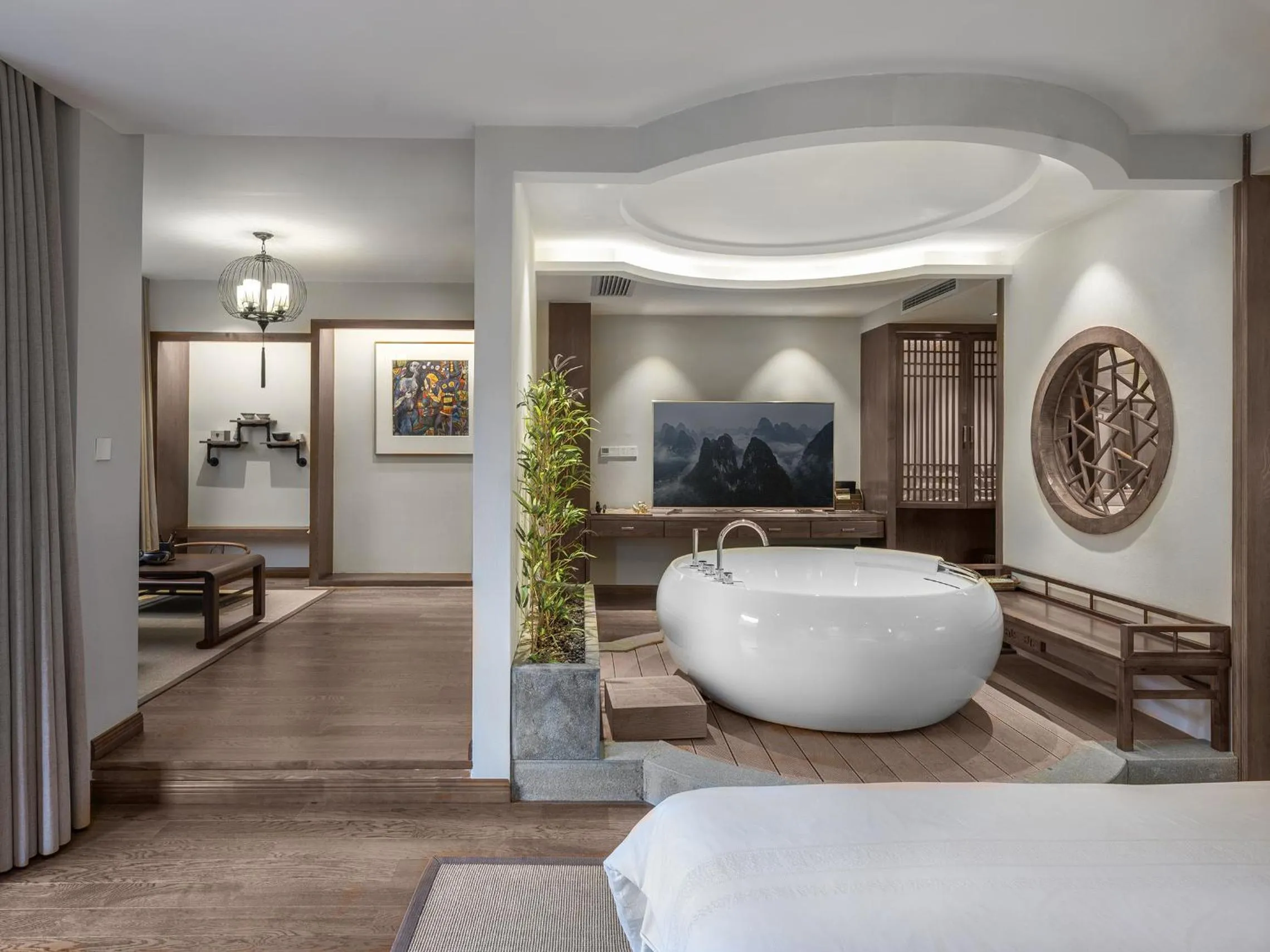 Photo of the whole room, Bed in Yangshuo Xingping Shanshuiyao Resort - Free Train Station Pick Up -Stay 3 days promotion