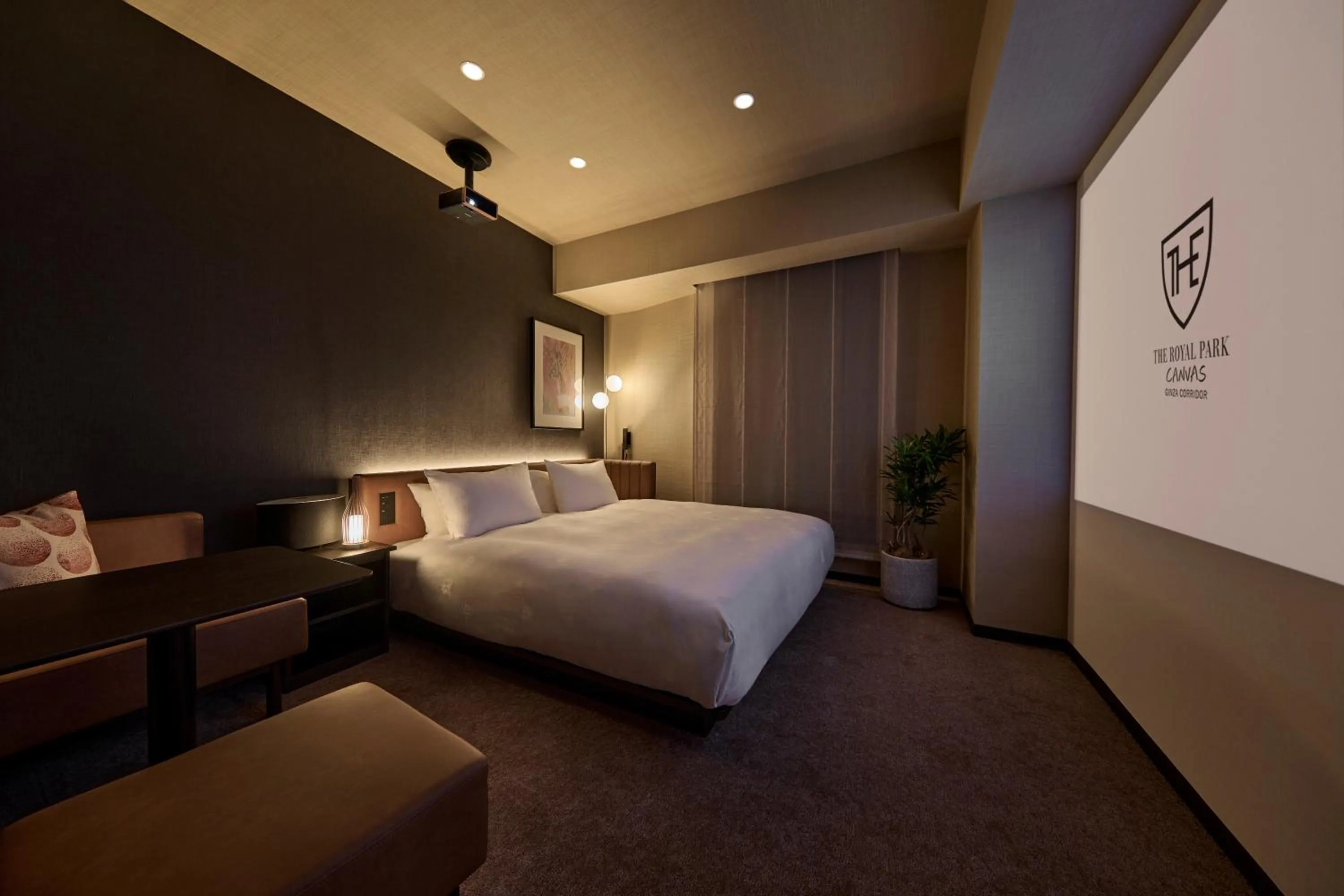 Bedroom, Bed in The Royal Park Canvas Ginza Corridor
