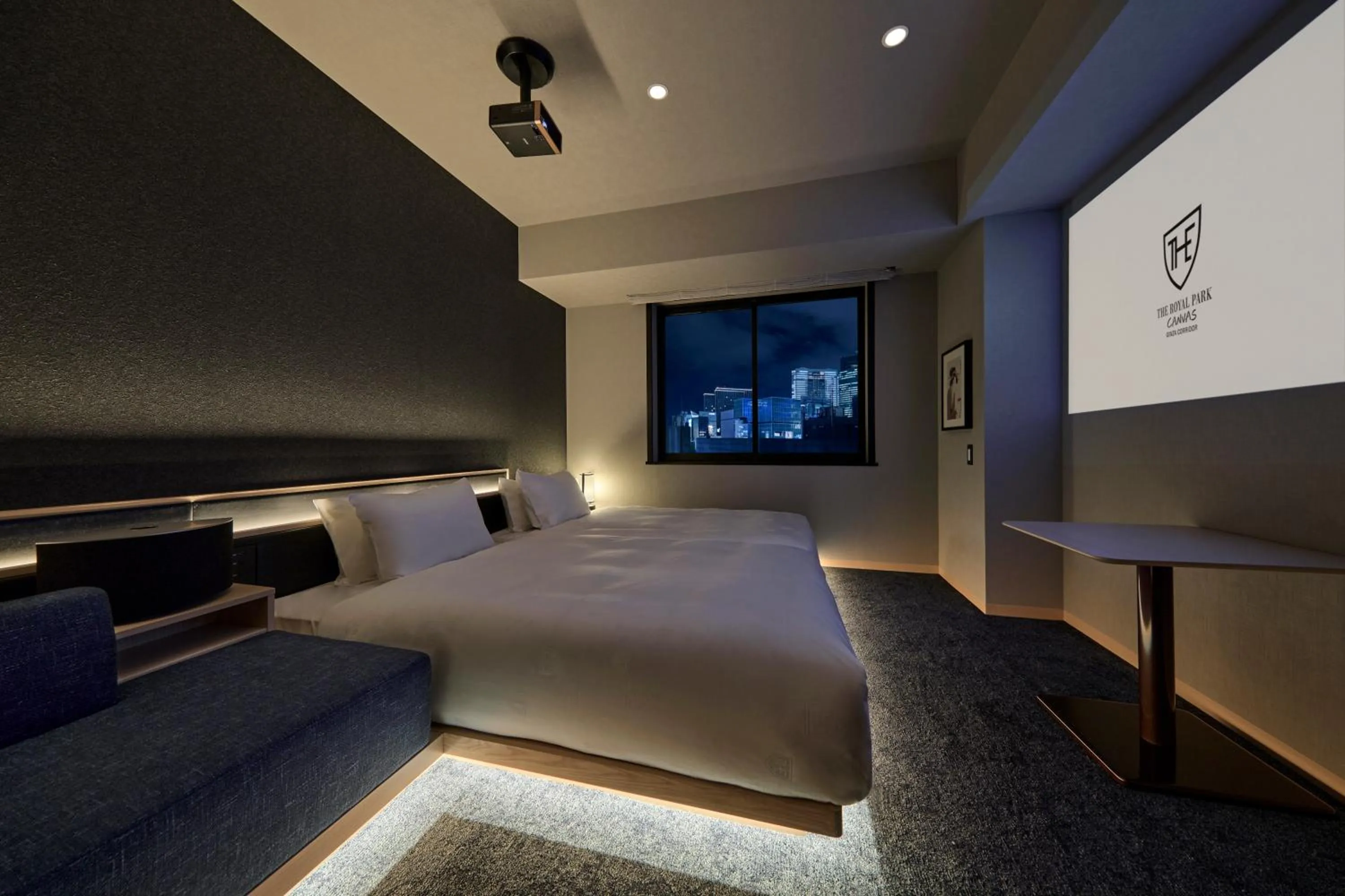 Bedroom, Bed in The Royal Park Canvas Ginza Corridor