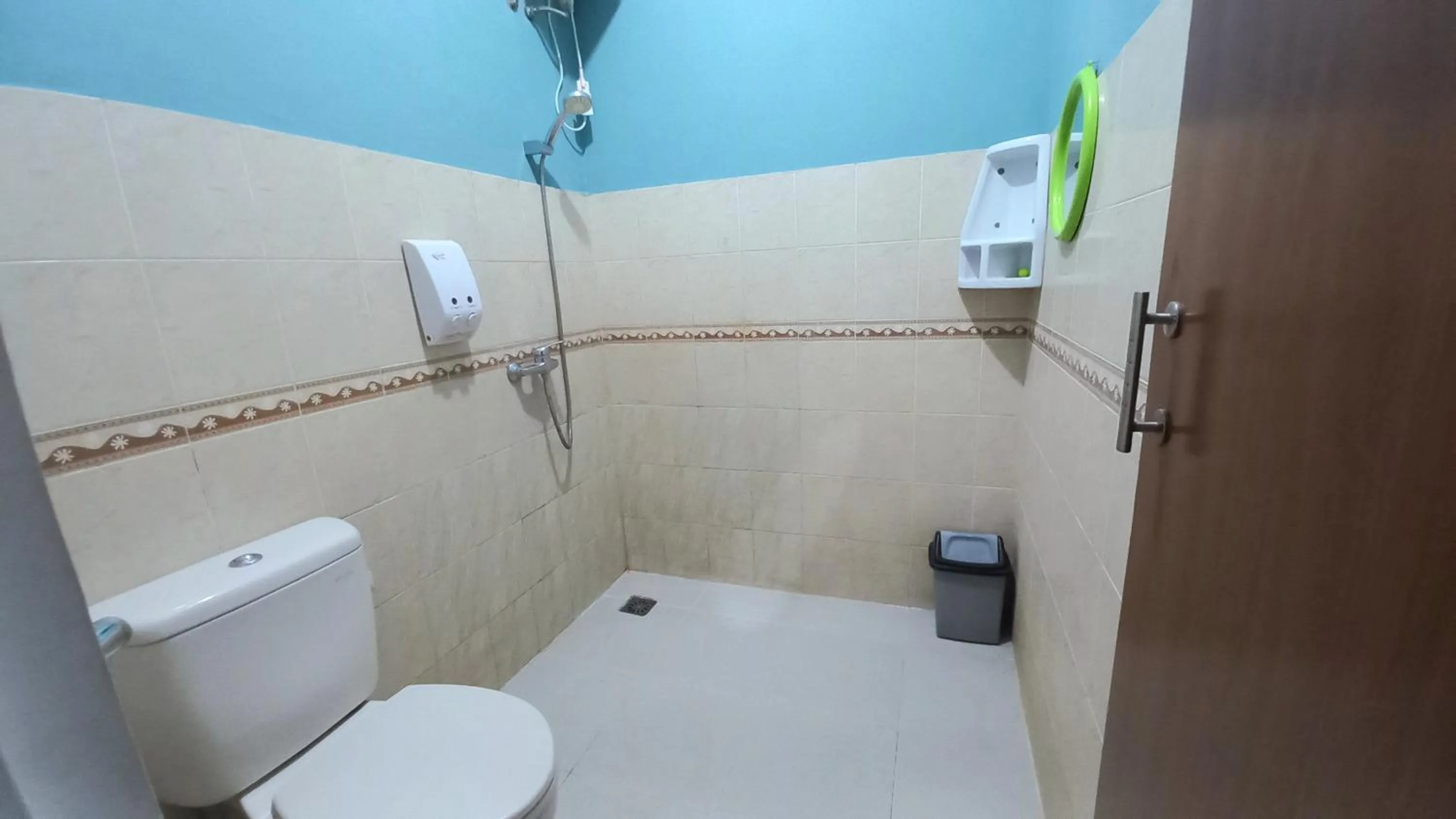 Bathroom in Homestay Simply Homy dekat Tugu Jogja dan Monjali