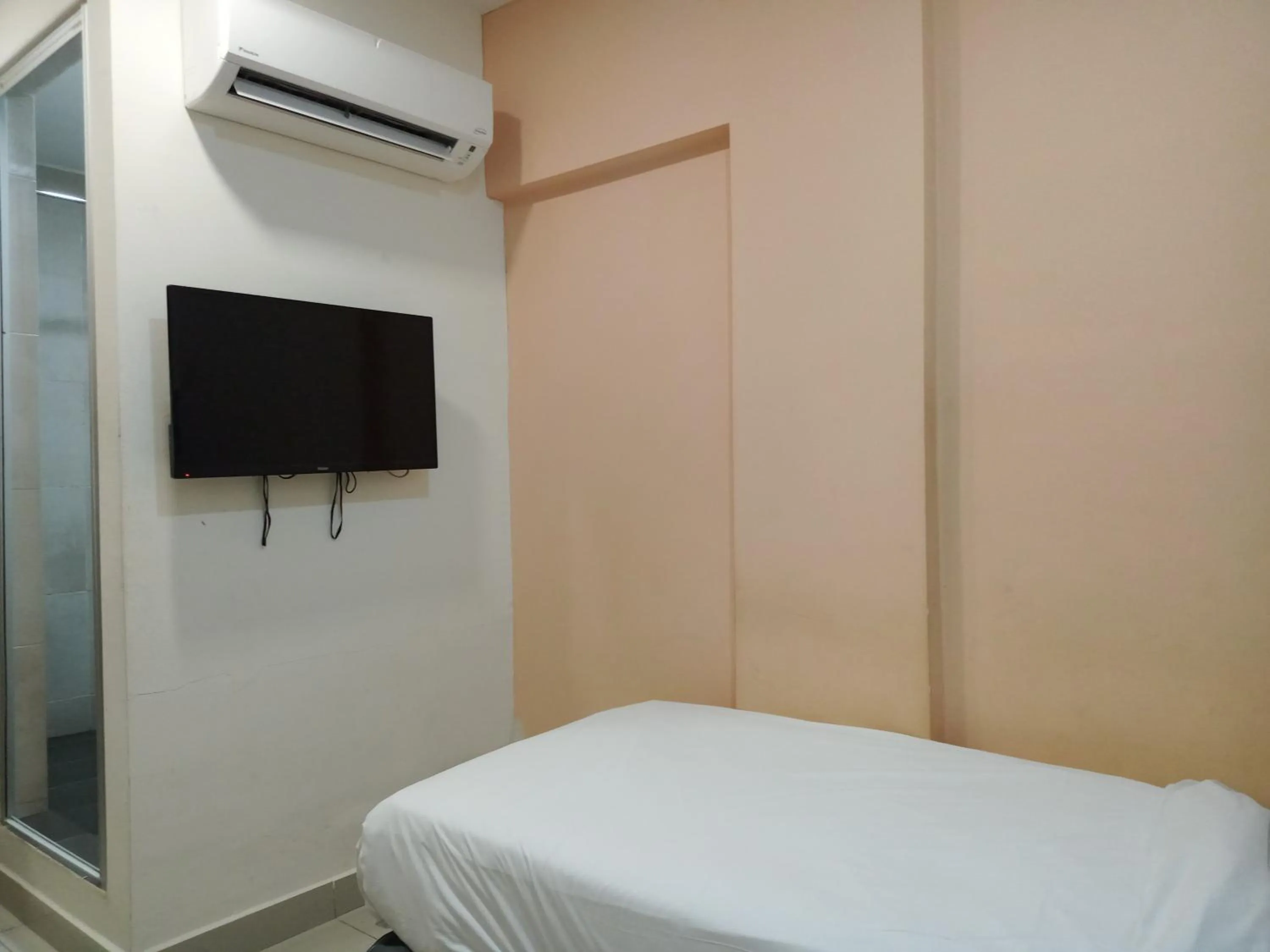 Bedroom, Bed in AVENUE BANGI HOTEL
