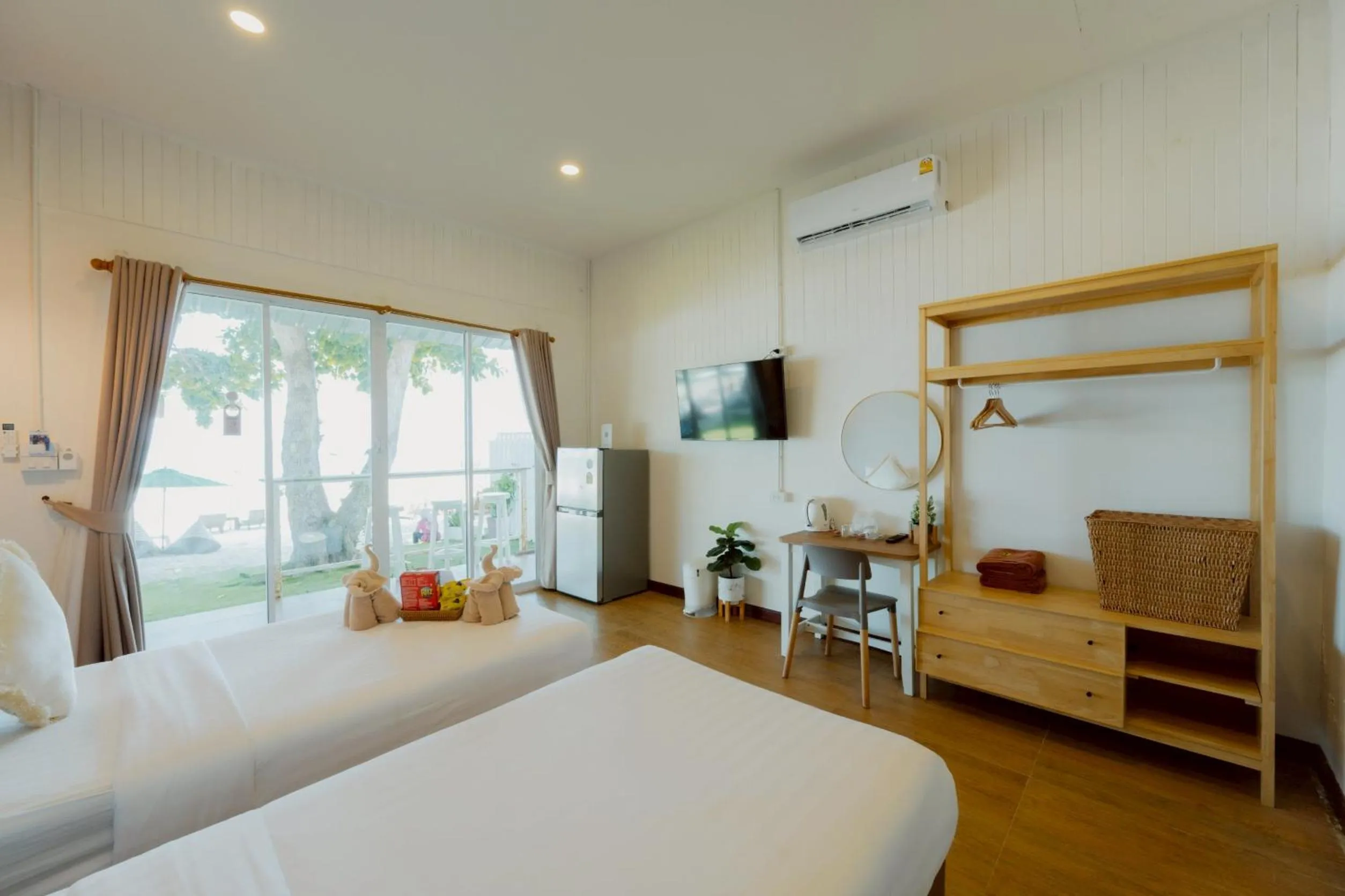 Bed in Samet Lucky Resort