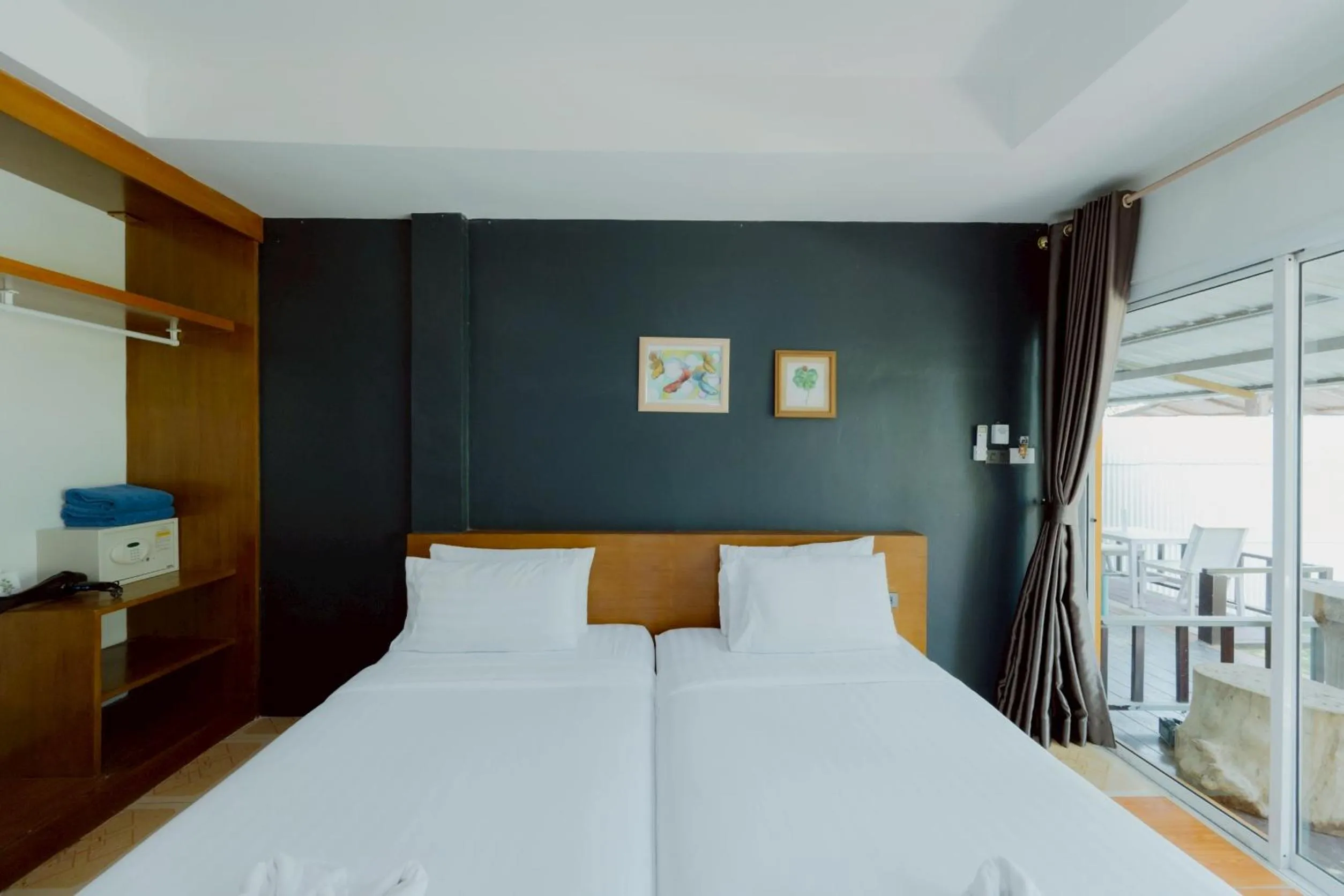 Bed in Samet Lucky Resort