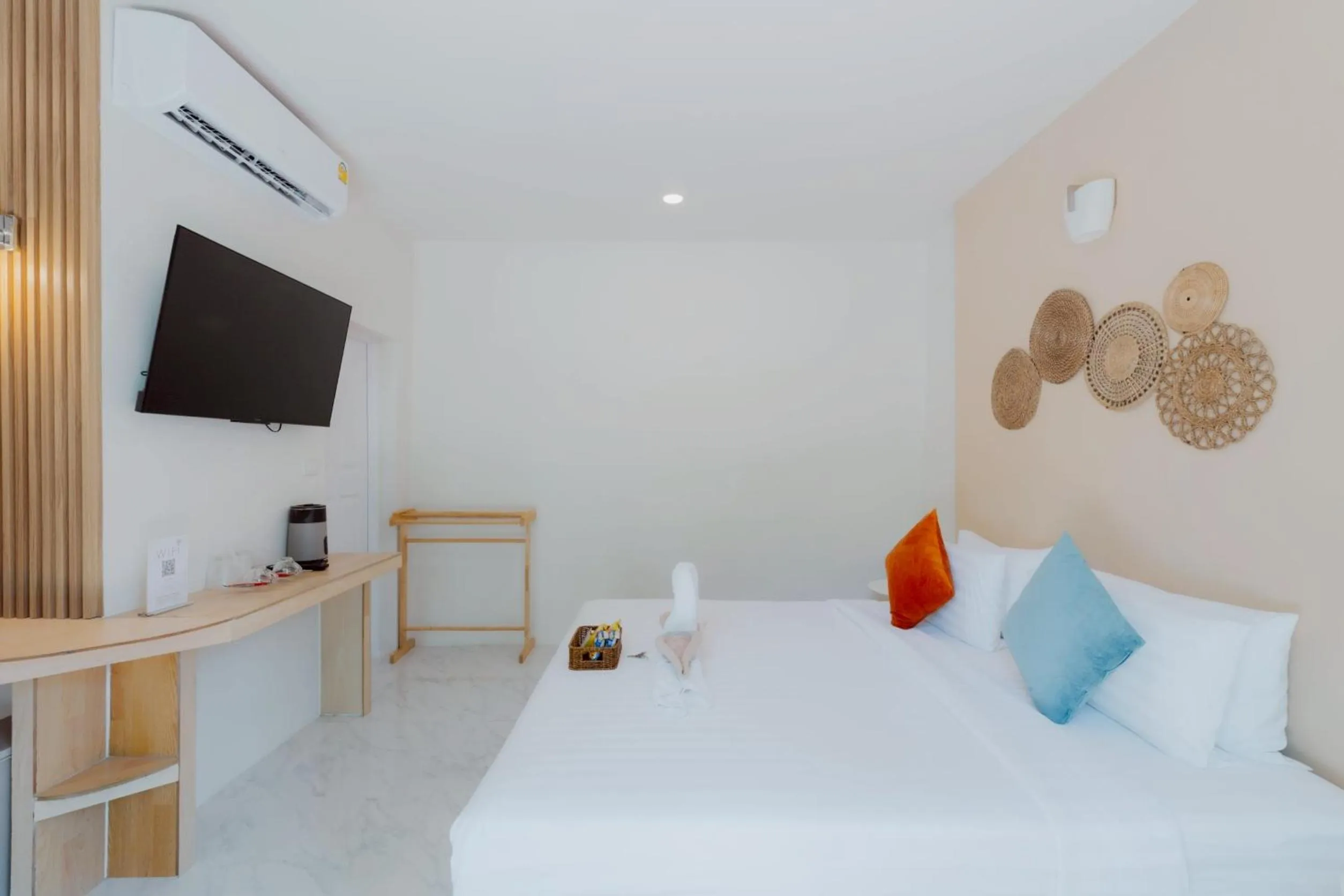 Bed in Samet Lucky Resort