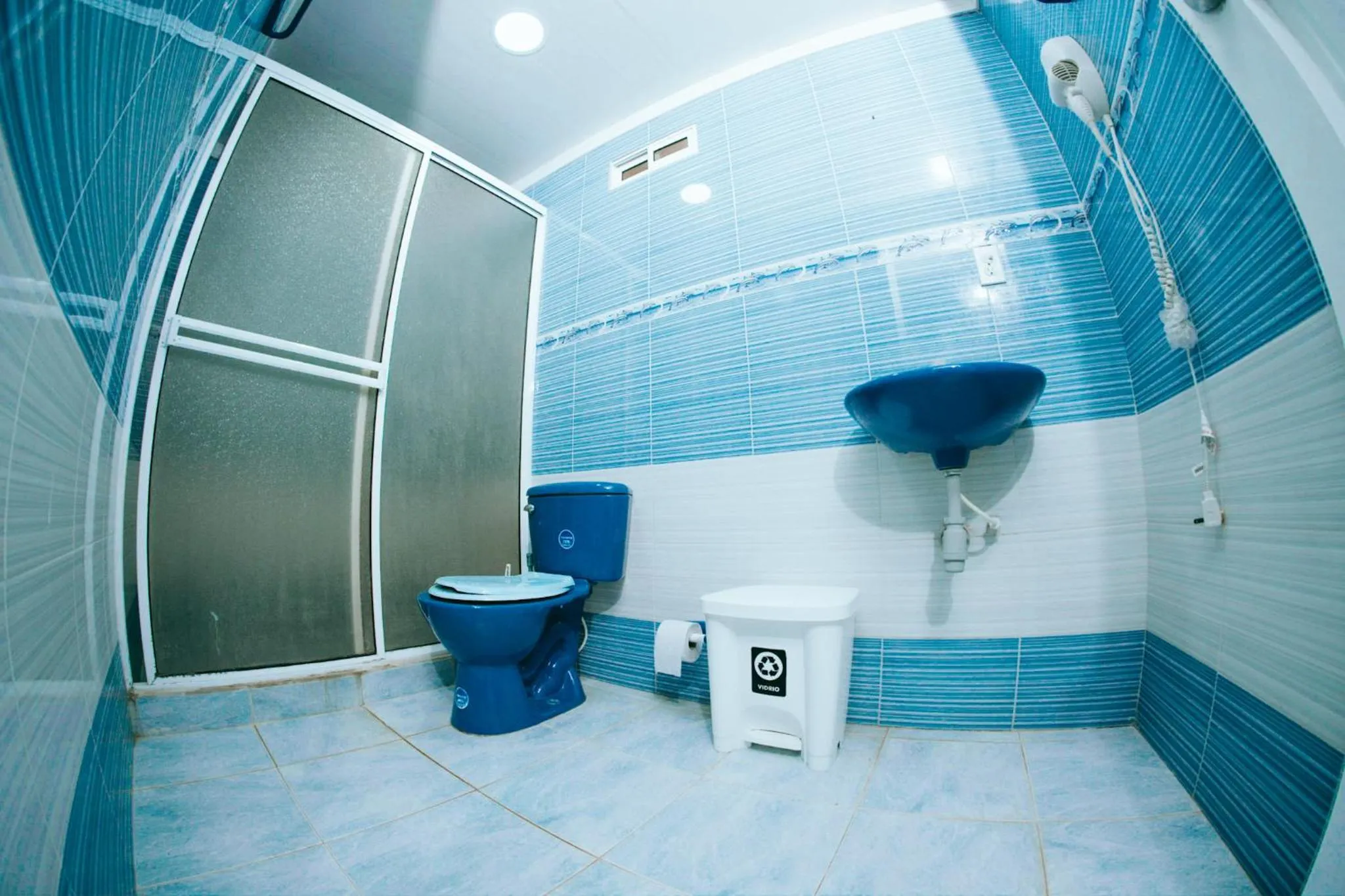 Shower in Hotel Campestre Dorado SAI