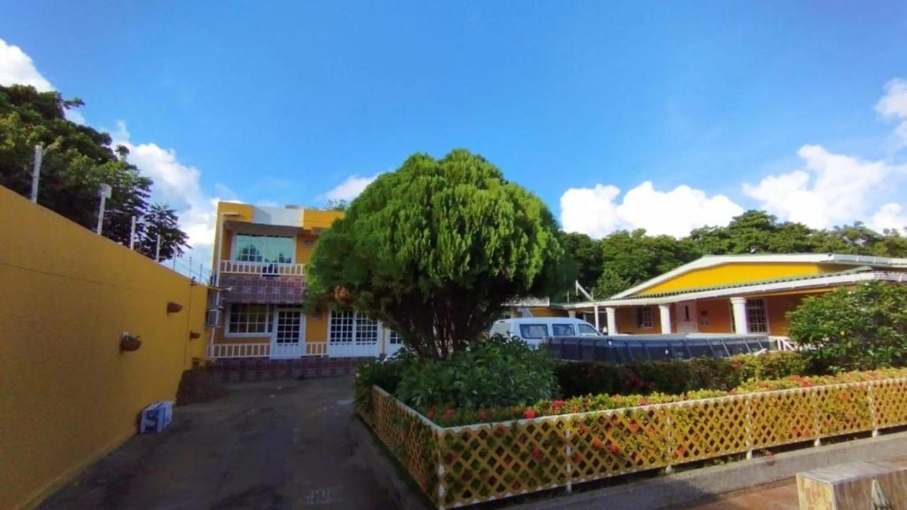 Property building in Hotel Campestre Dorado SAI