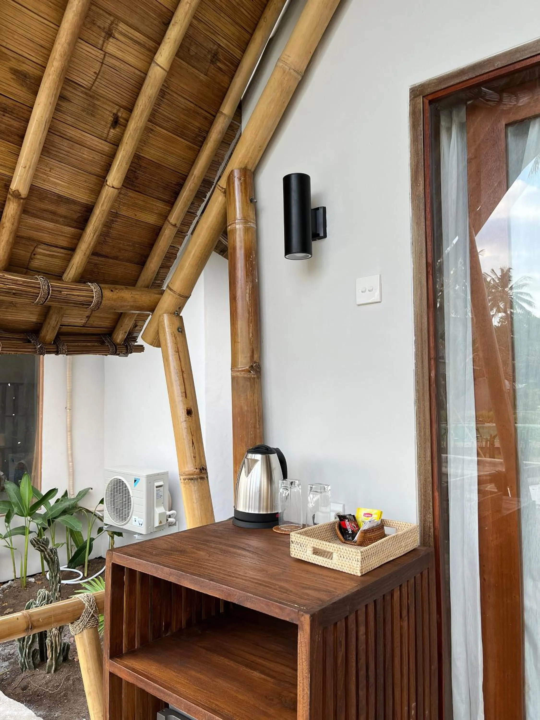 Pravasa Gili Resort by KajaNe