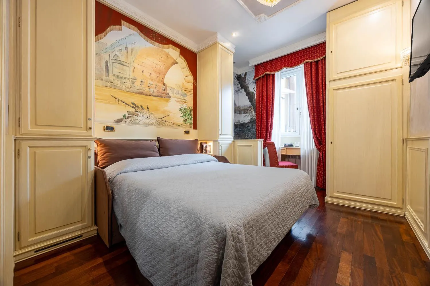 Bed in Al Viminale Hill Inn & Hotel