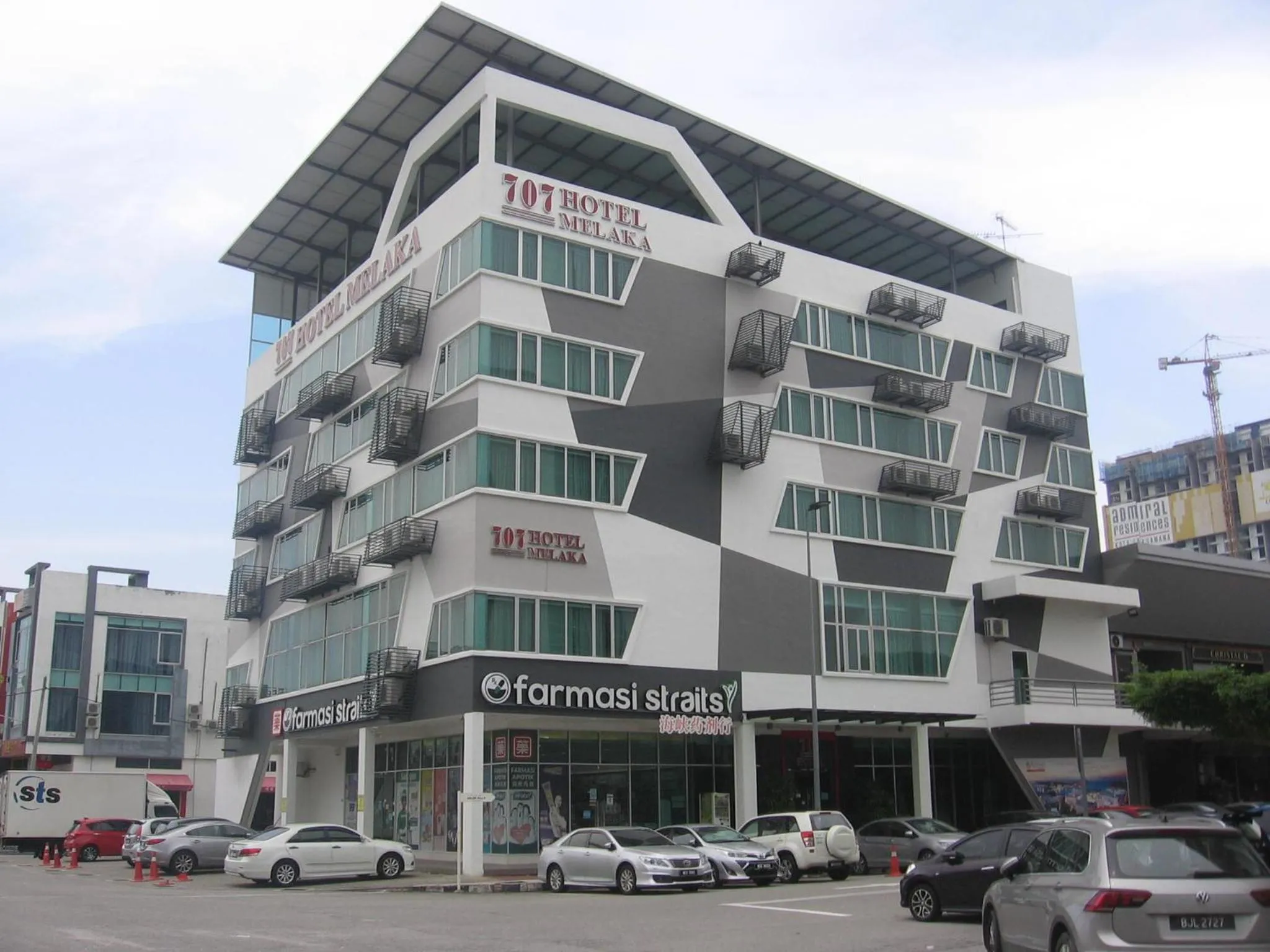 Property building in 707 Hotel Melaka (Orange)