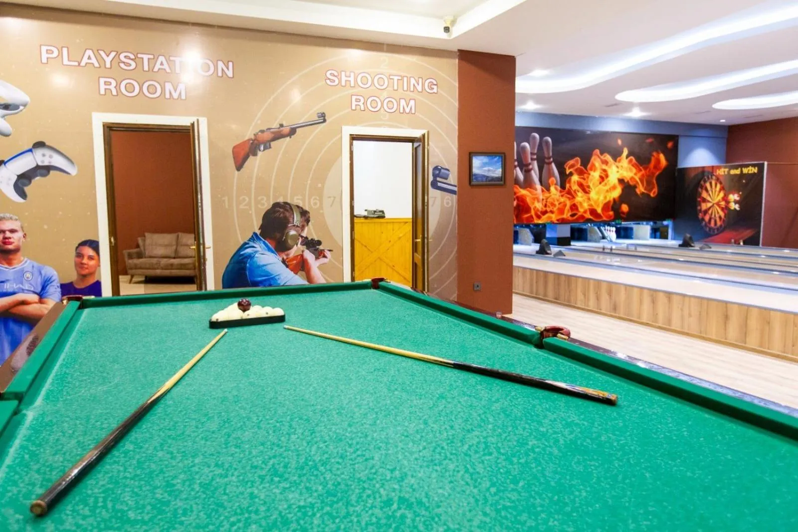 Billiard in Deluxe Park Qusar Resort & Spa Hotel
