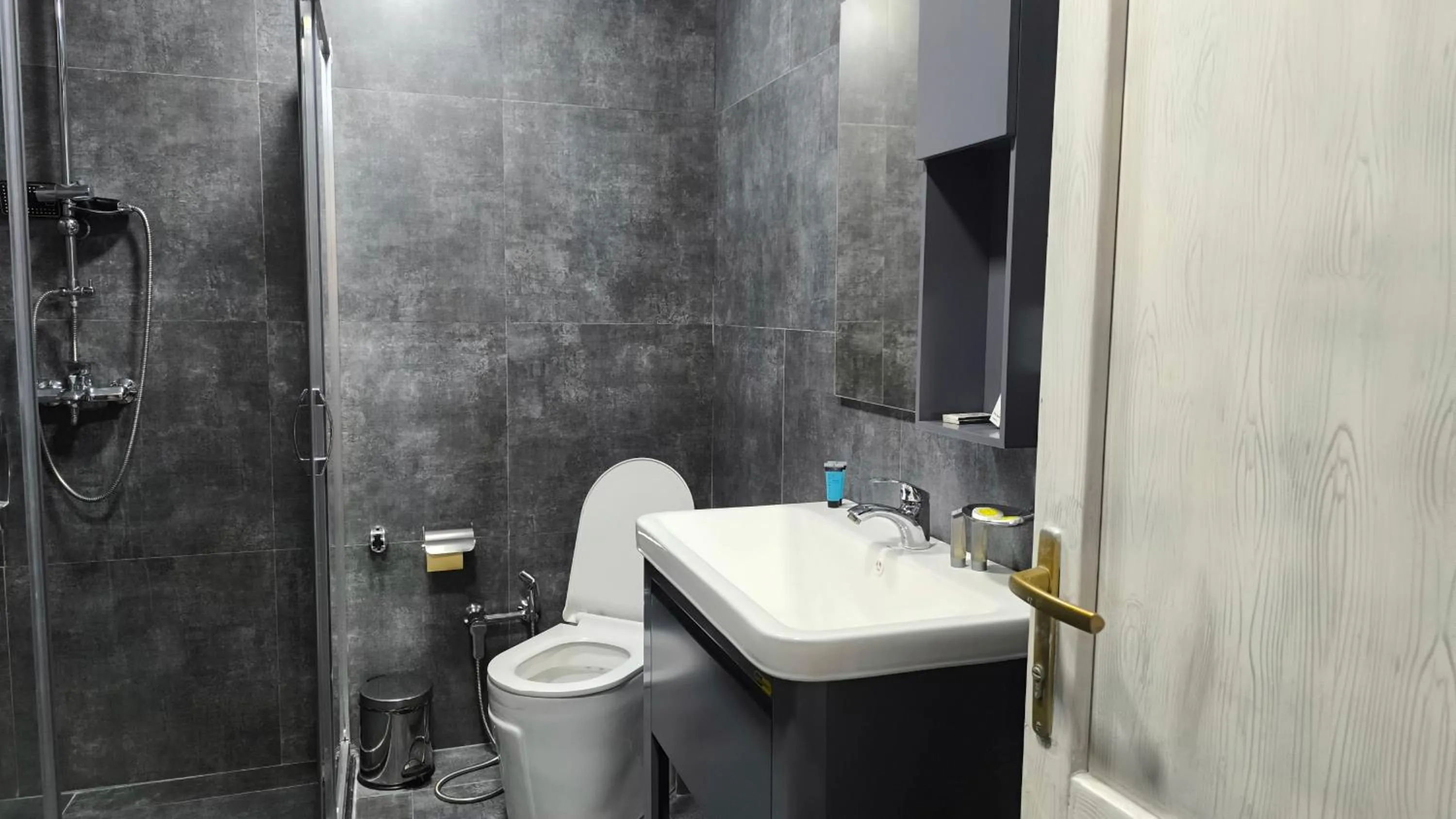 Bathroom in Deluxe Park Qusar Resort & Spa Hotel