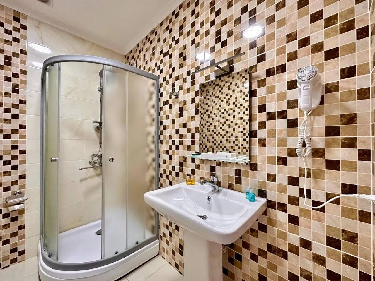 Toilet in Deluxe Park Qusar Resort & Spa Hotel