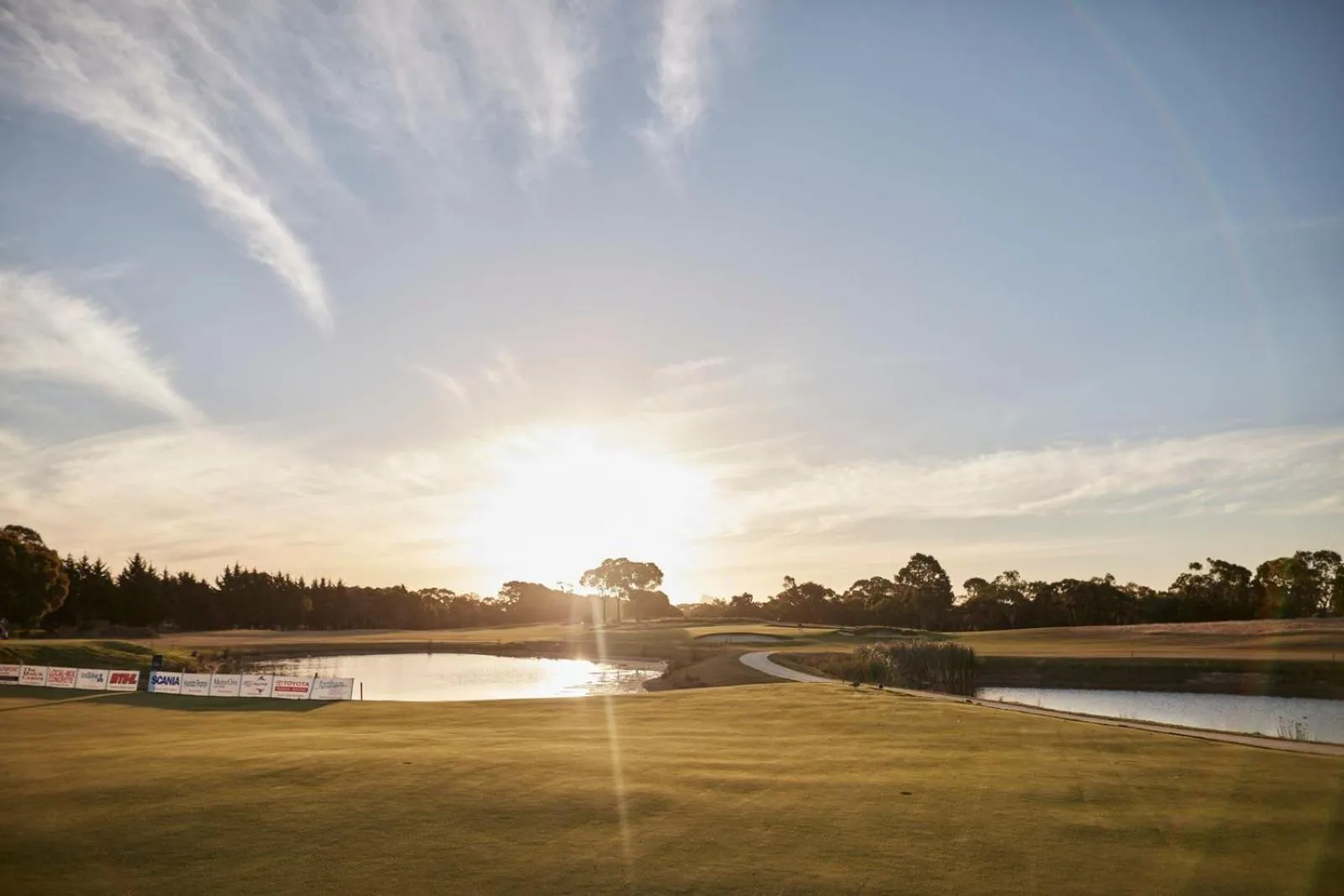 Golfcourse in Accommodation @ Curlewis