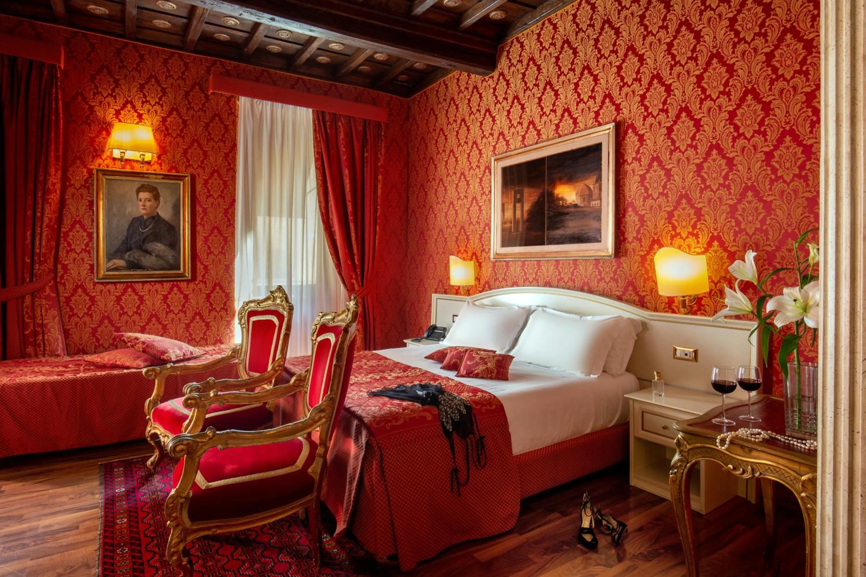 Bedroom, Bed in Residenza Canova Tadolini - Guesthouse