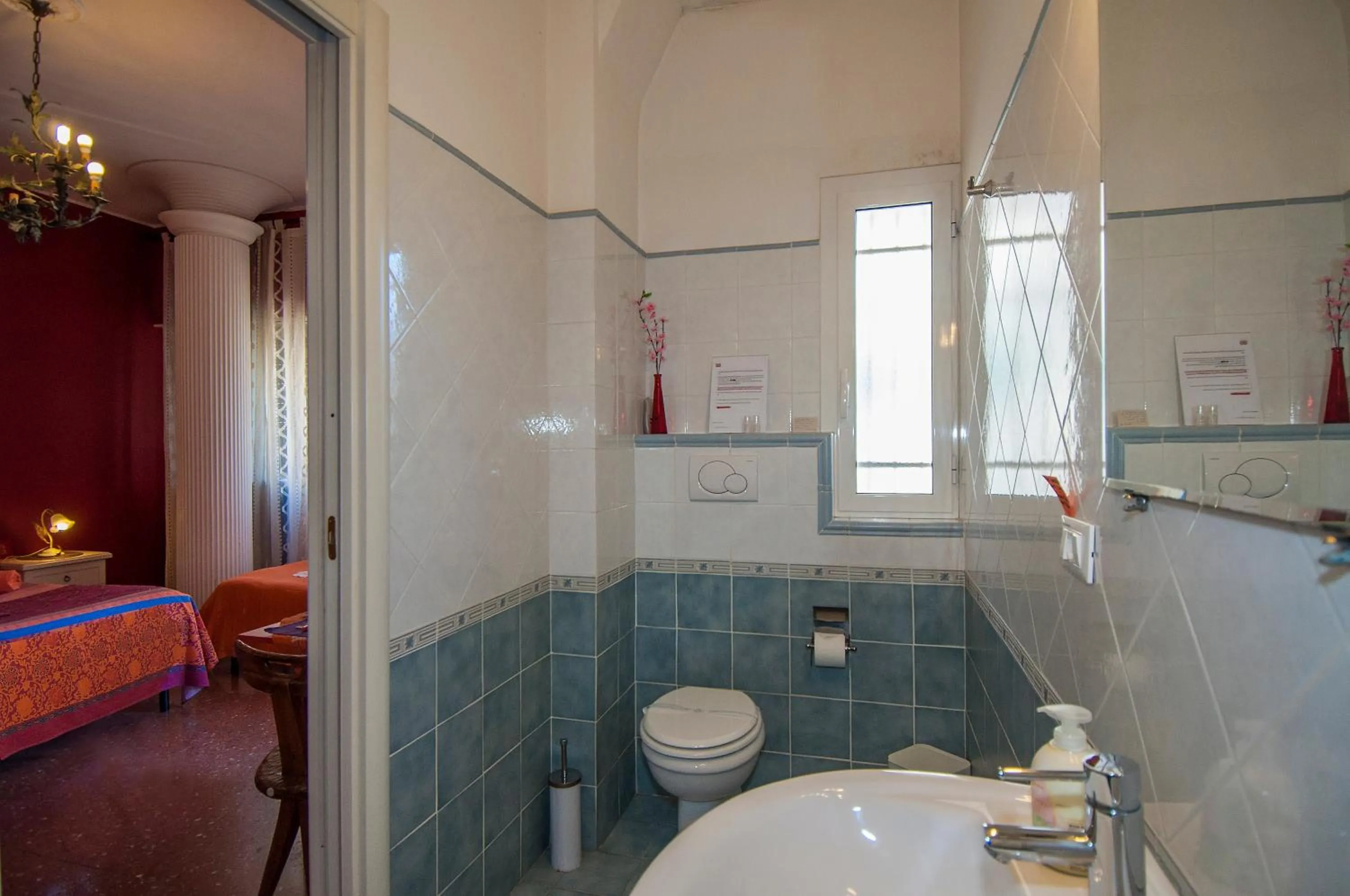 Bathroom in Passeggiate Romane