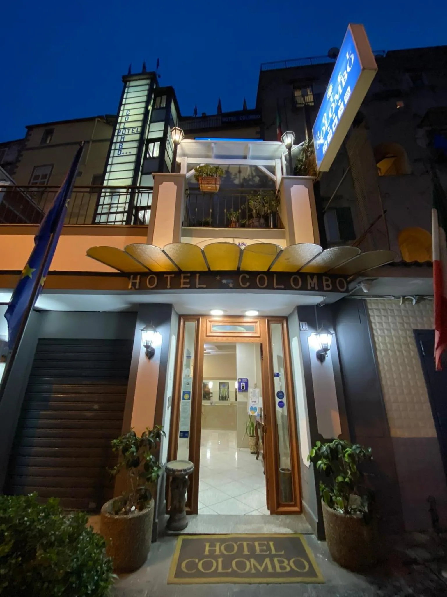 Property building in Hotel Colombo