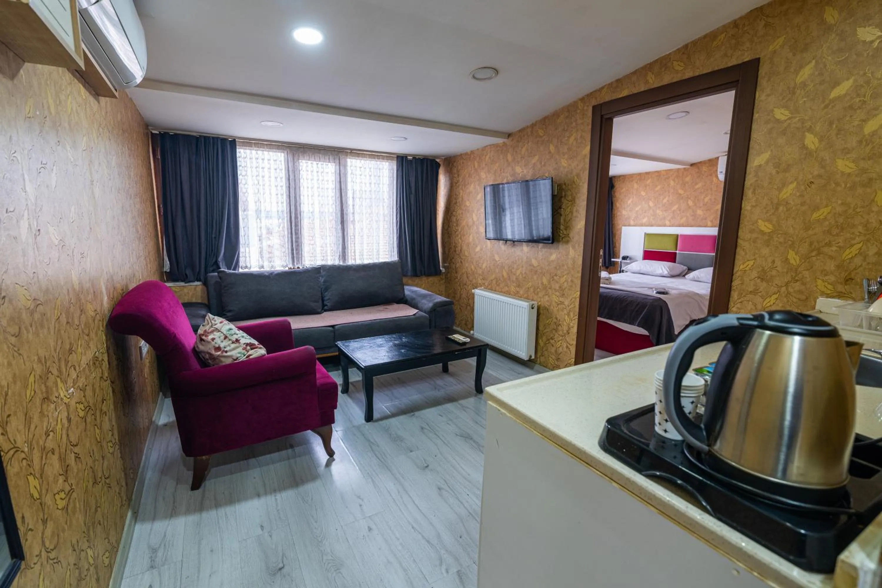 TV and multimedia in İmza Hotel Suite