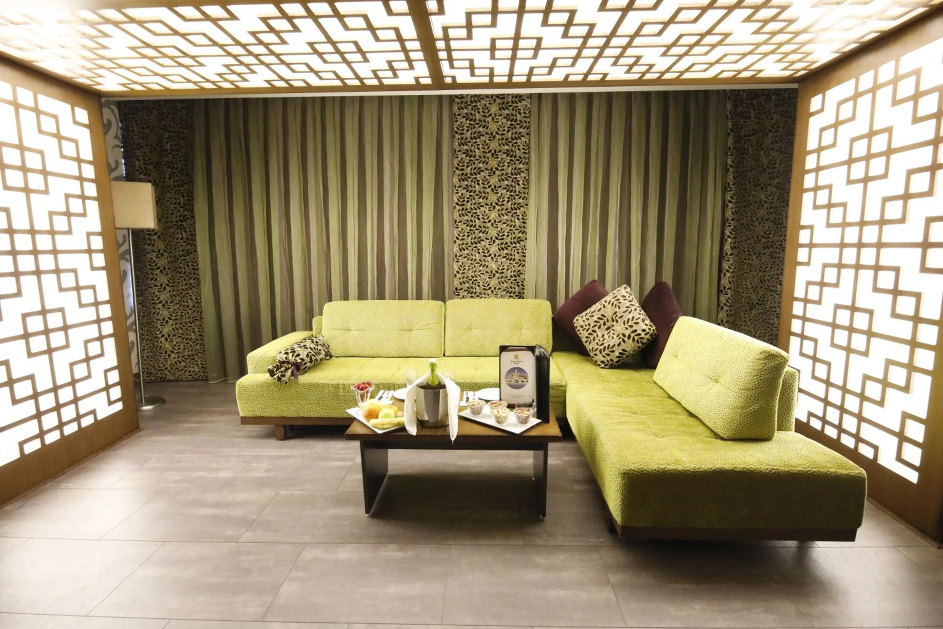 Seating area in Sirin Park Hotel