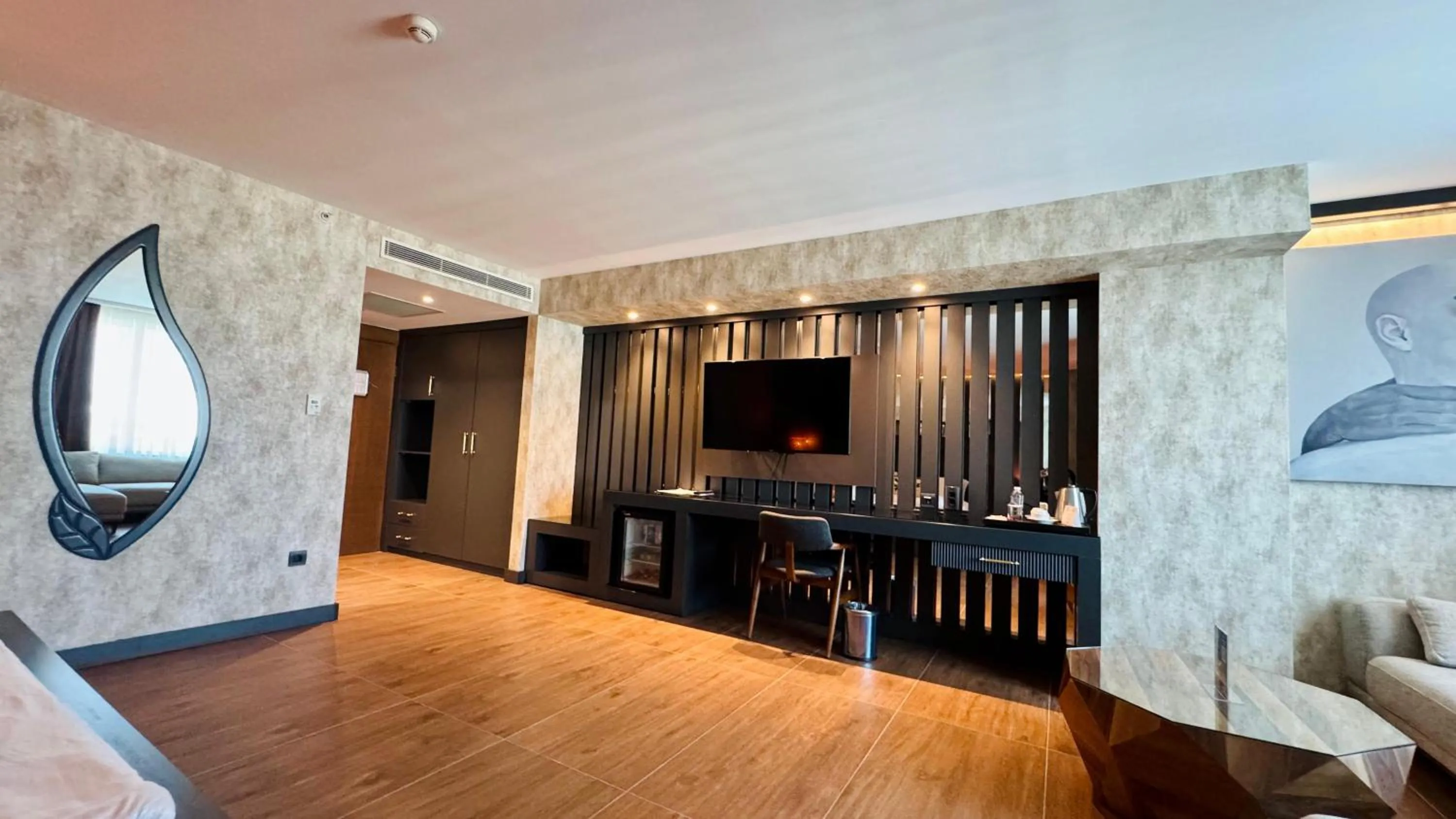 TV and multimedia in Sirin Park Hotel