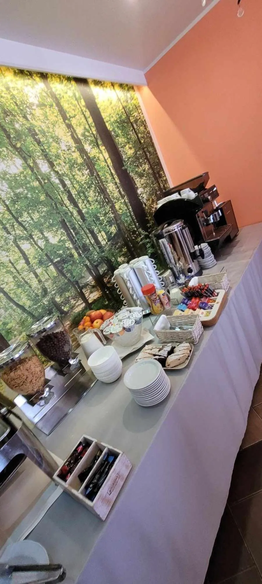 Restaurant/places to eat in A&A PRESTIGE Spólka z Ograniczoną Odpowiedzialnością