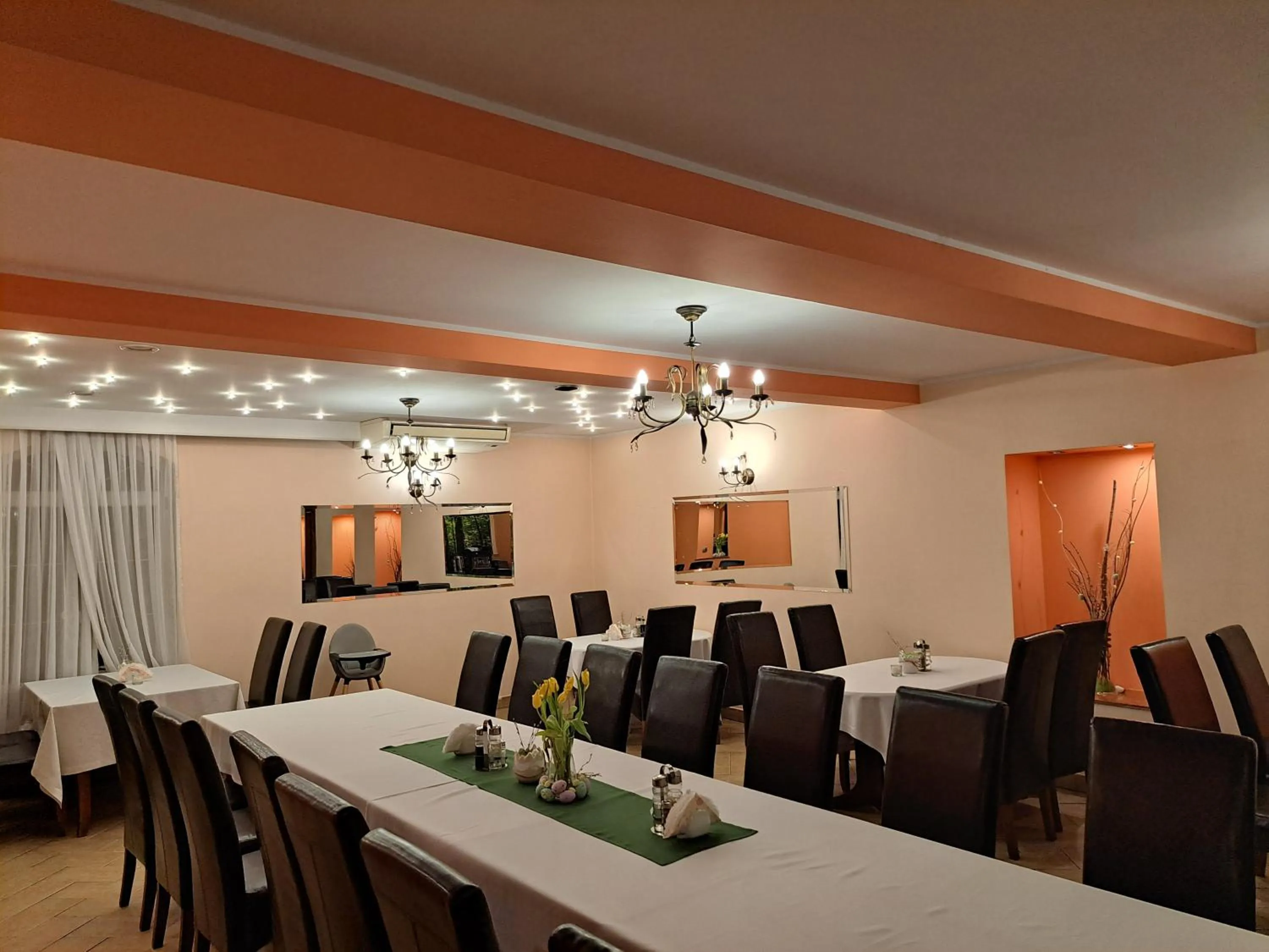 Restaurant/places to eat in A&A PRESTIGE Spólka z Ograniczoną Odpowiedzialnością