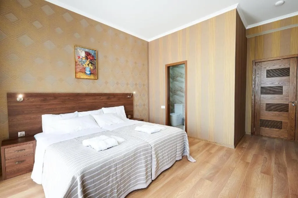 Bedroom in The Hilltop Skyline Hotel